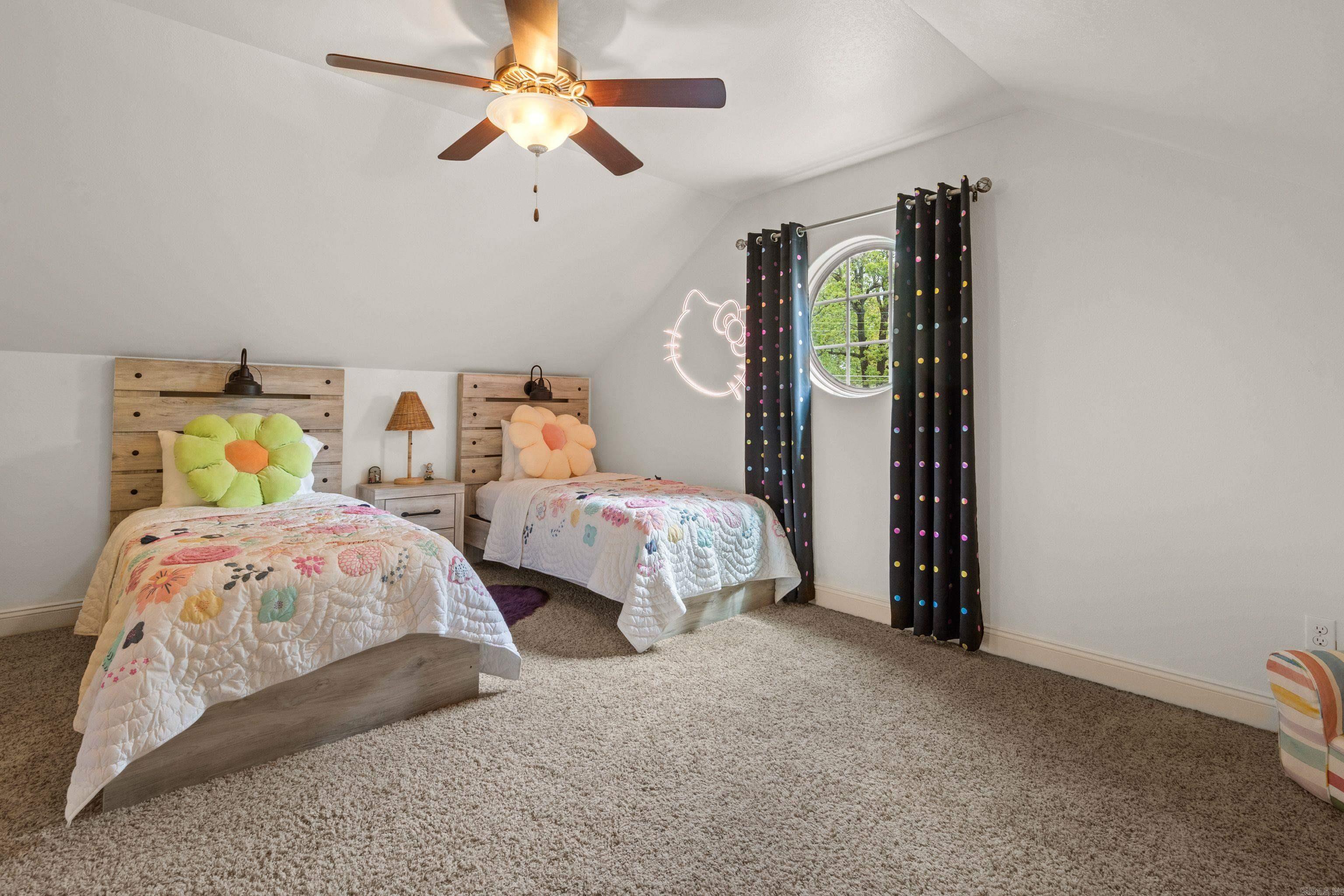 The Villas at Bayshore - Residential