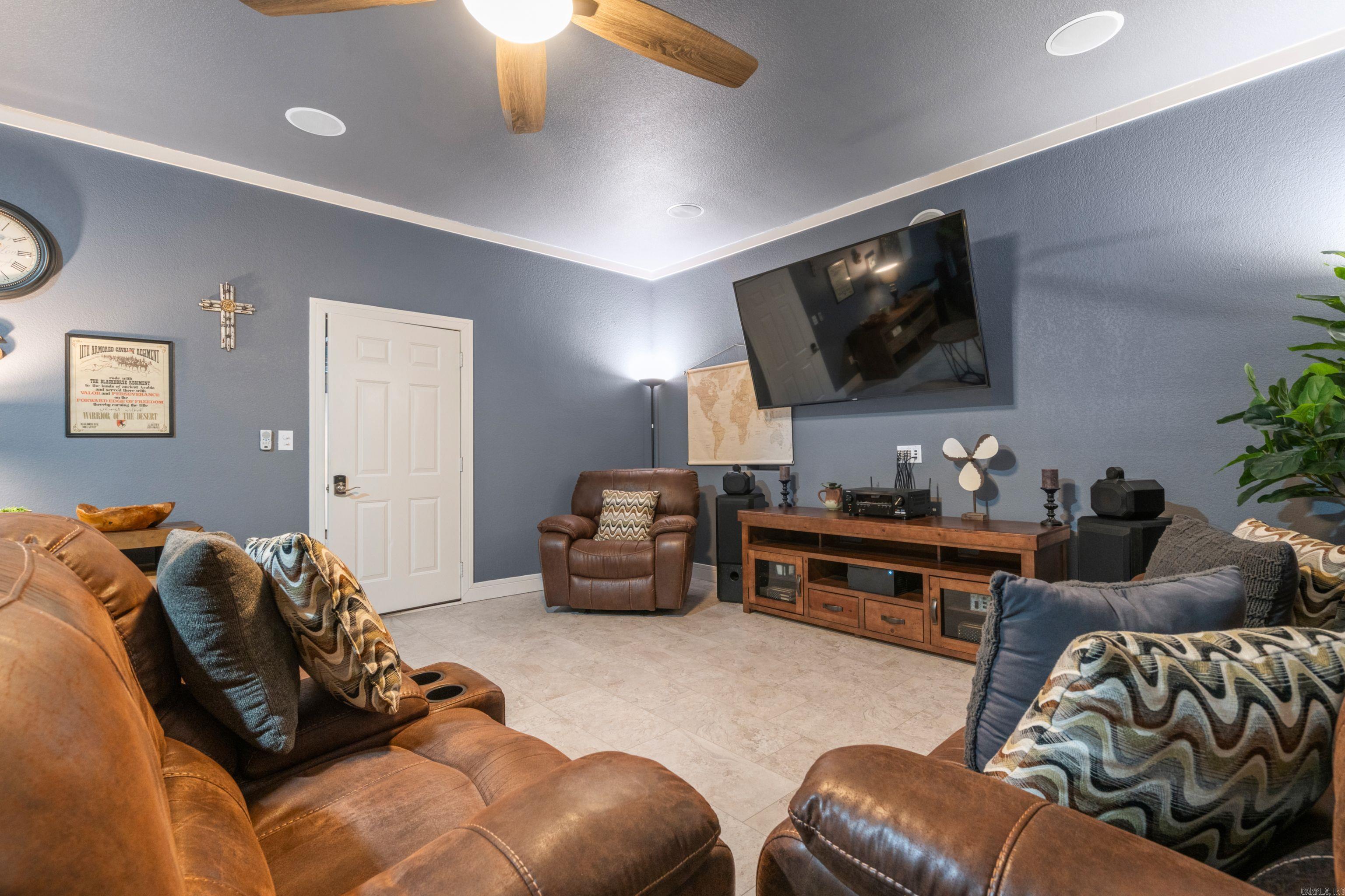 The Villas at Bayshore - Residential