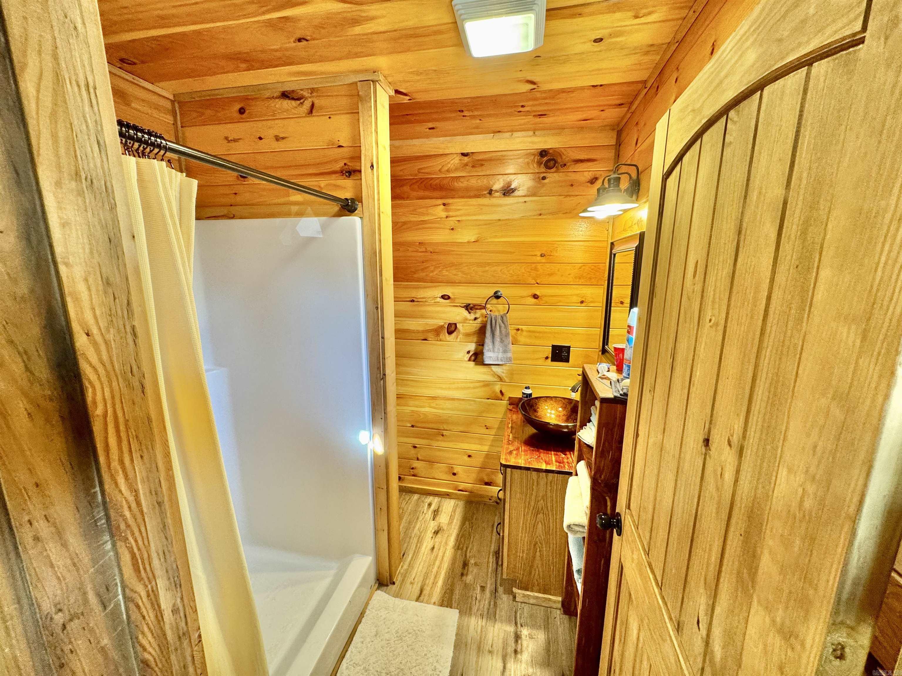 WHITEWATER ESTATES - Residential