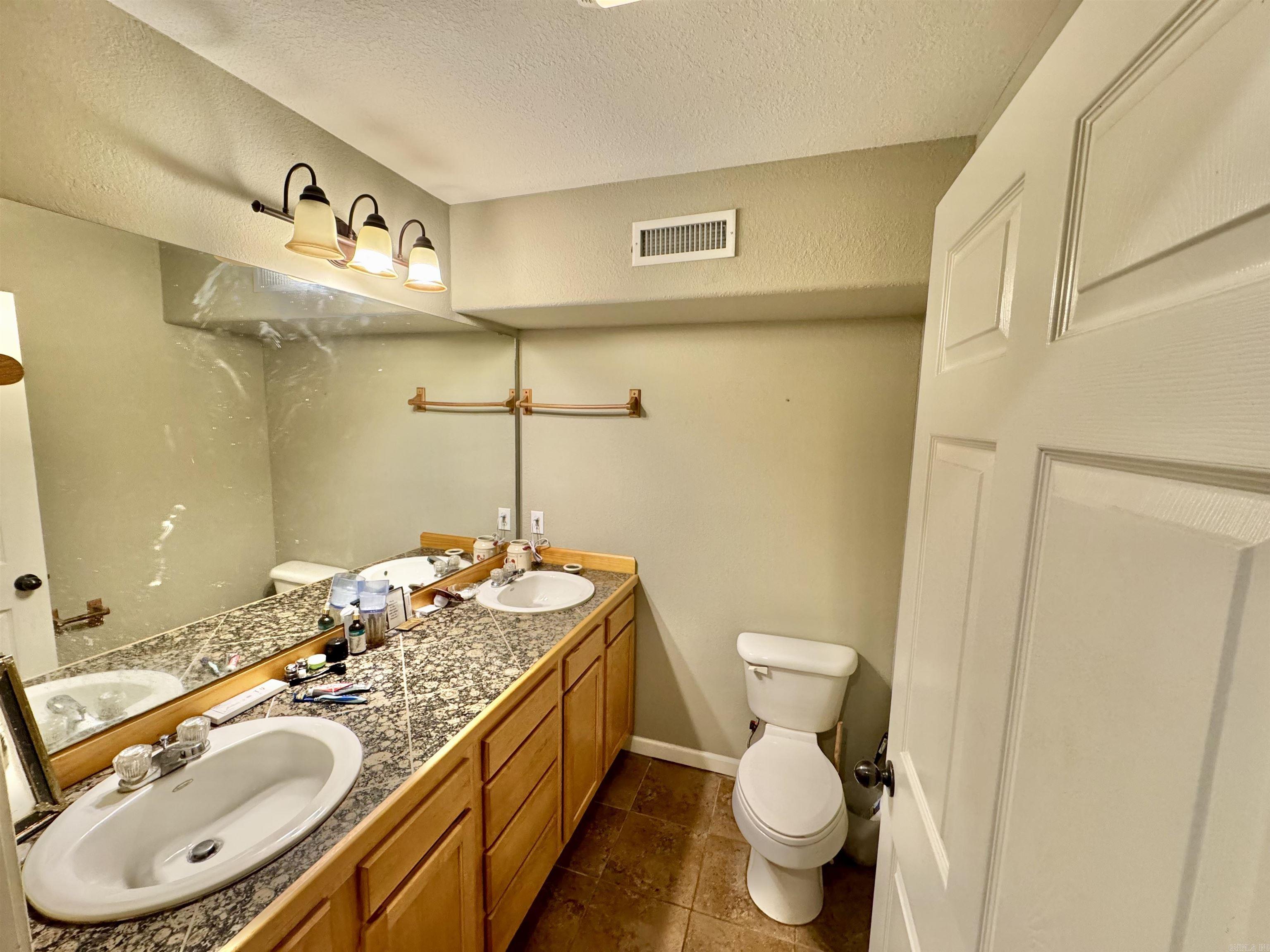 WHITEWATER ESTATES - Residential