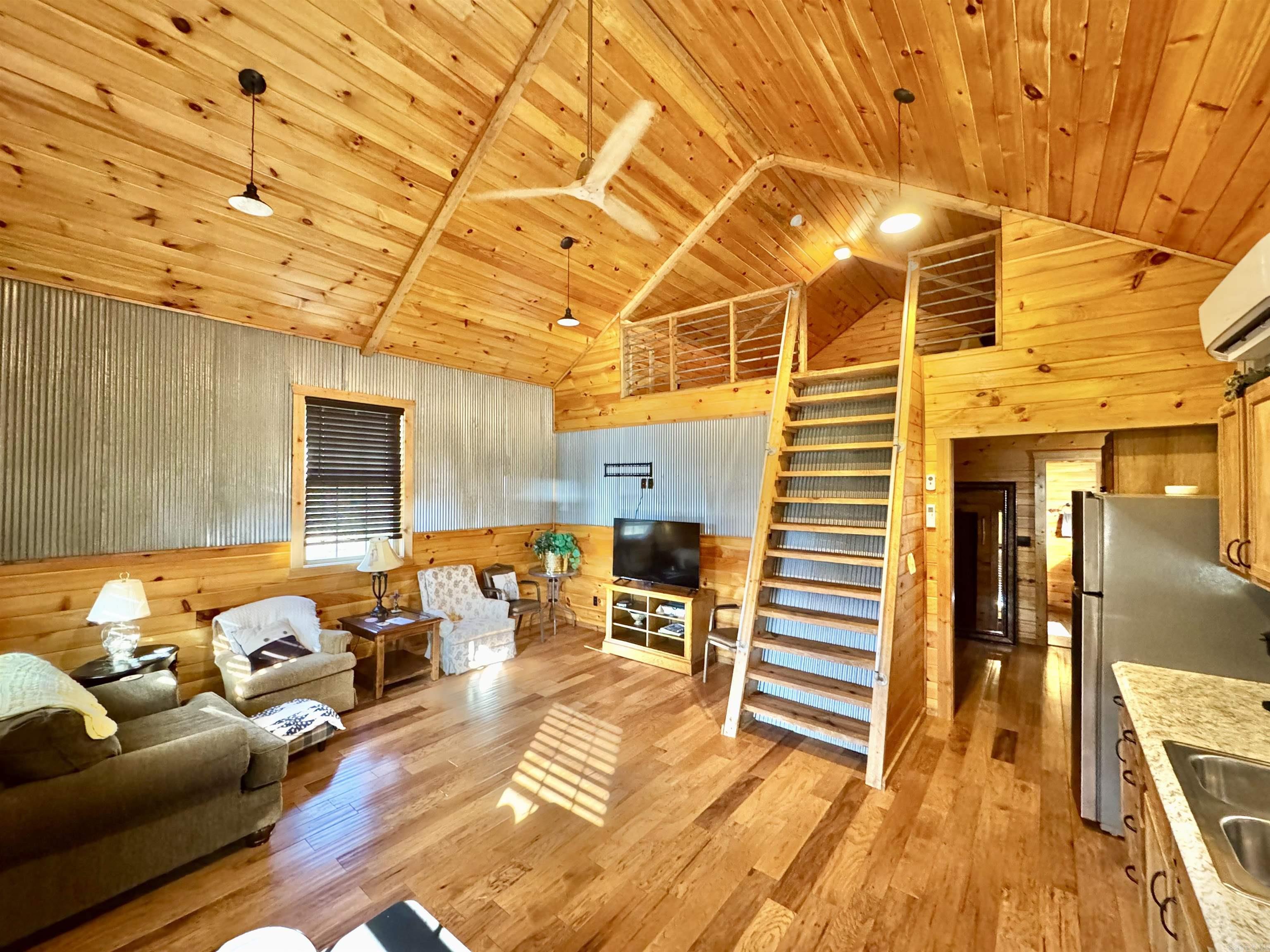 WHITEWATER ESTATES - Residential