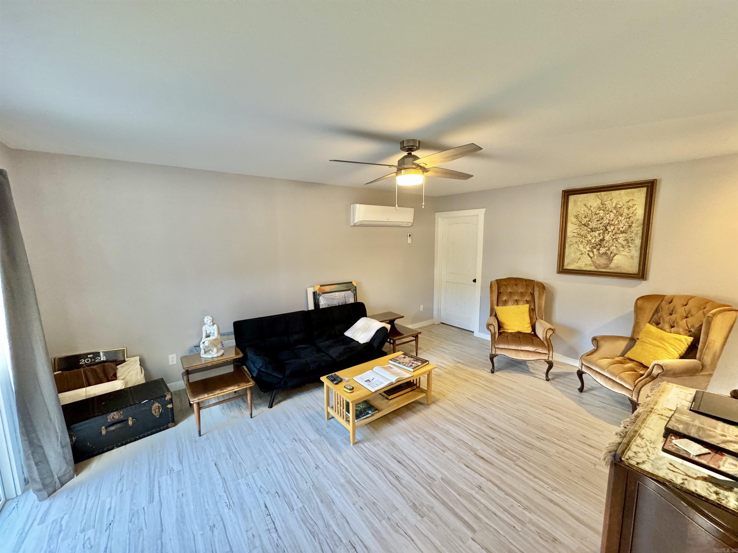 WHITEWATER ESTATES - Residential