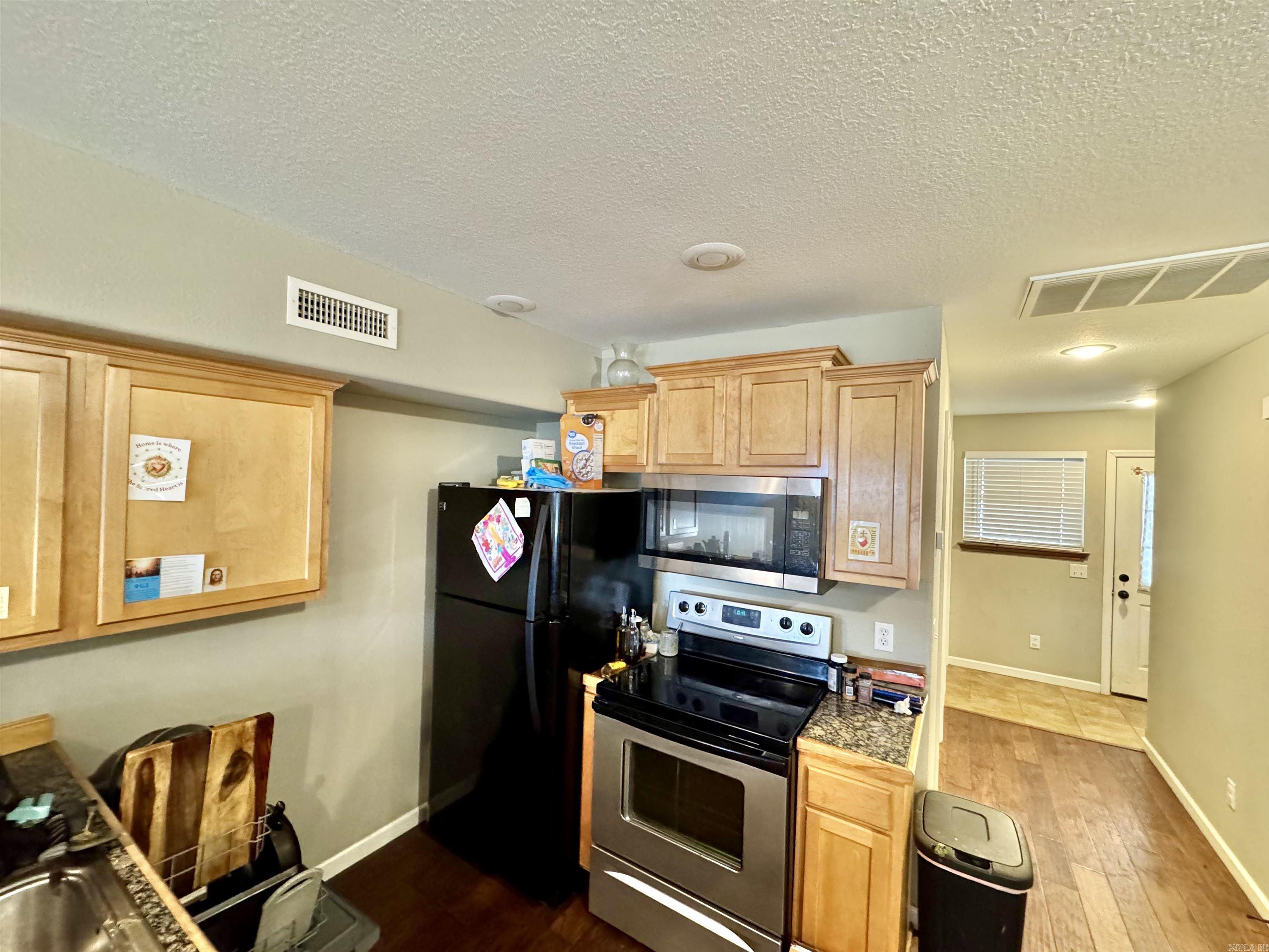 WHITEWATER ESTATES - Residential