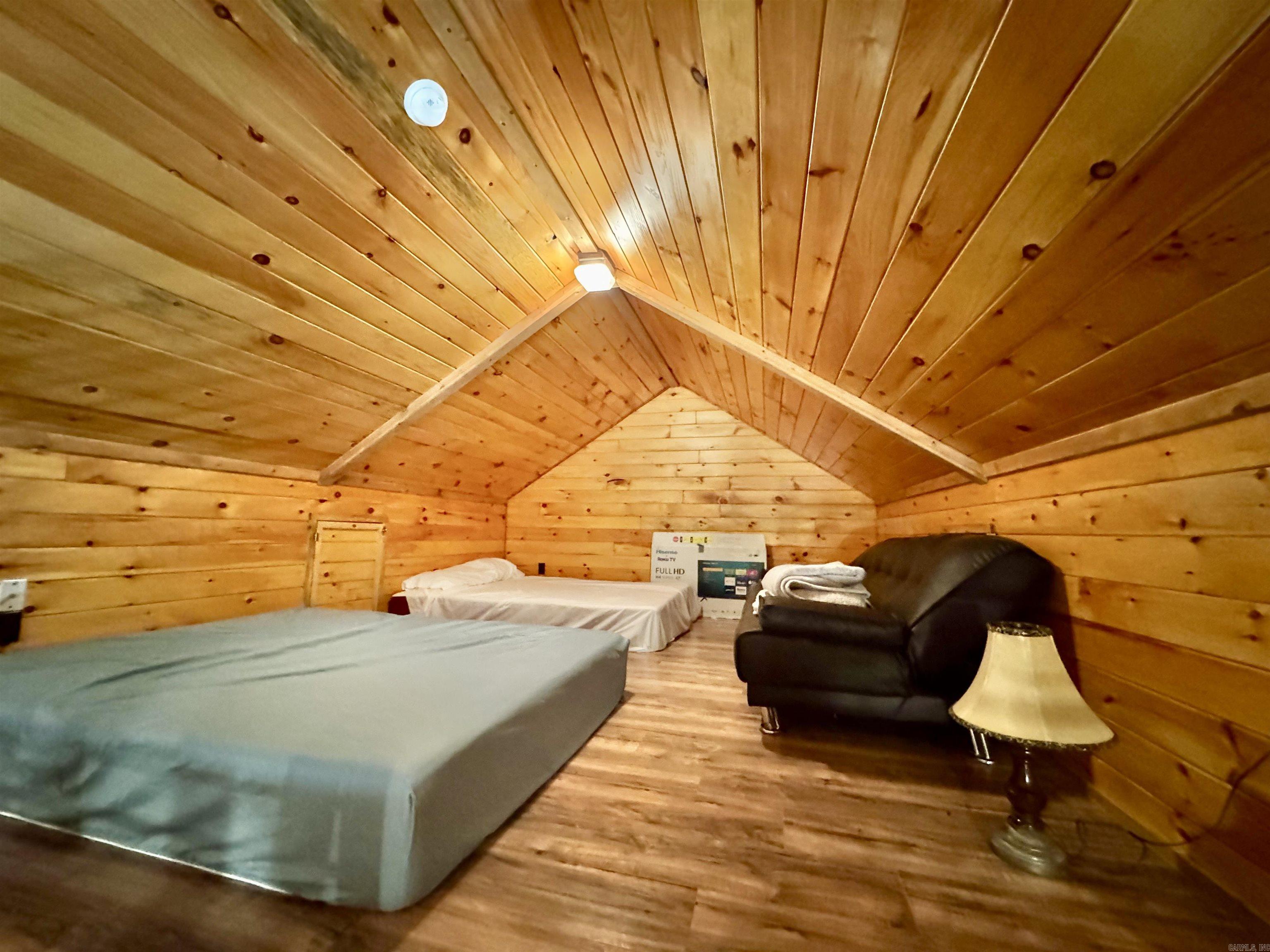 WHITEWATER ESTATES - Residential