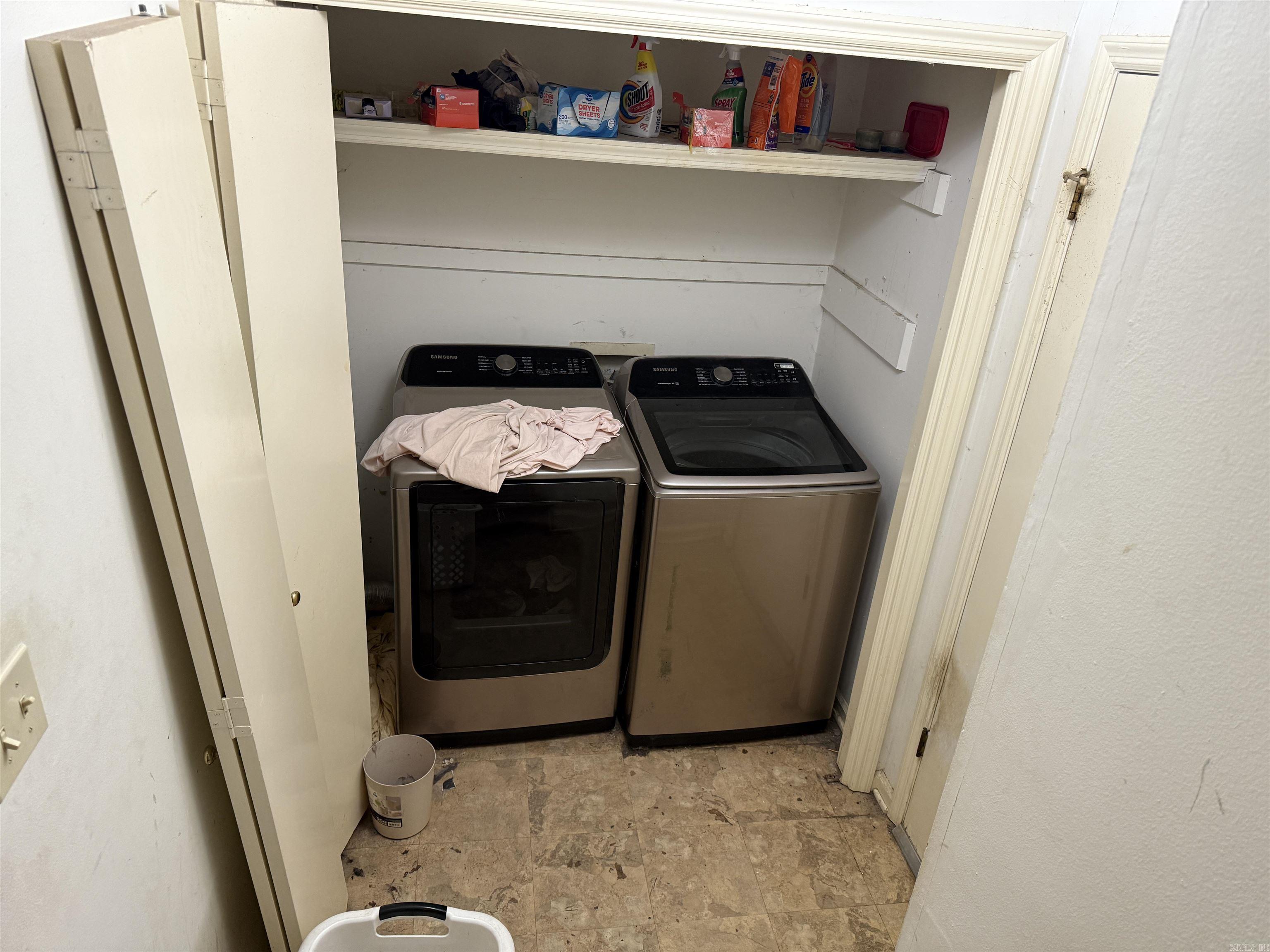 PLEASANT FOREST - Residential