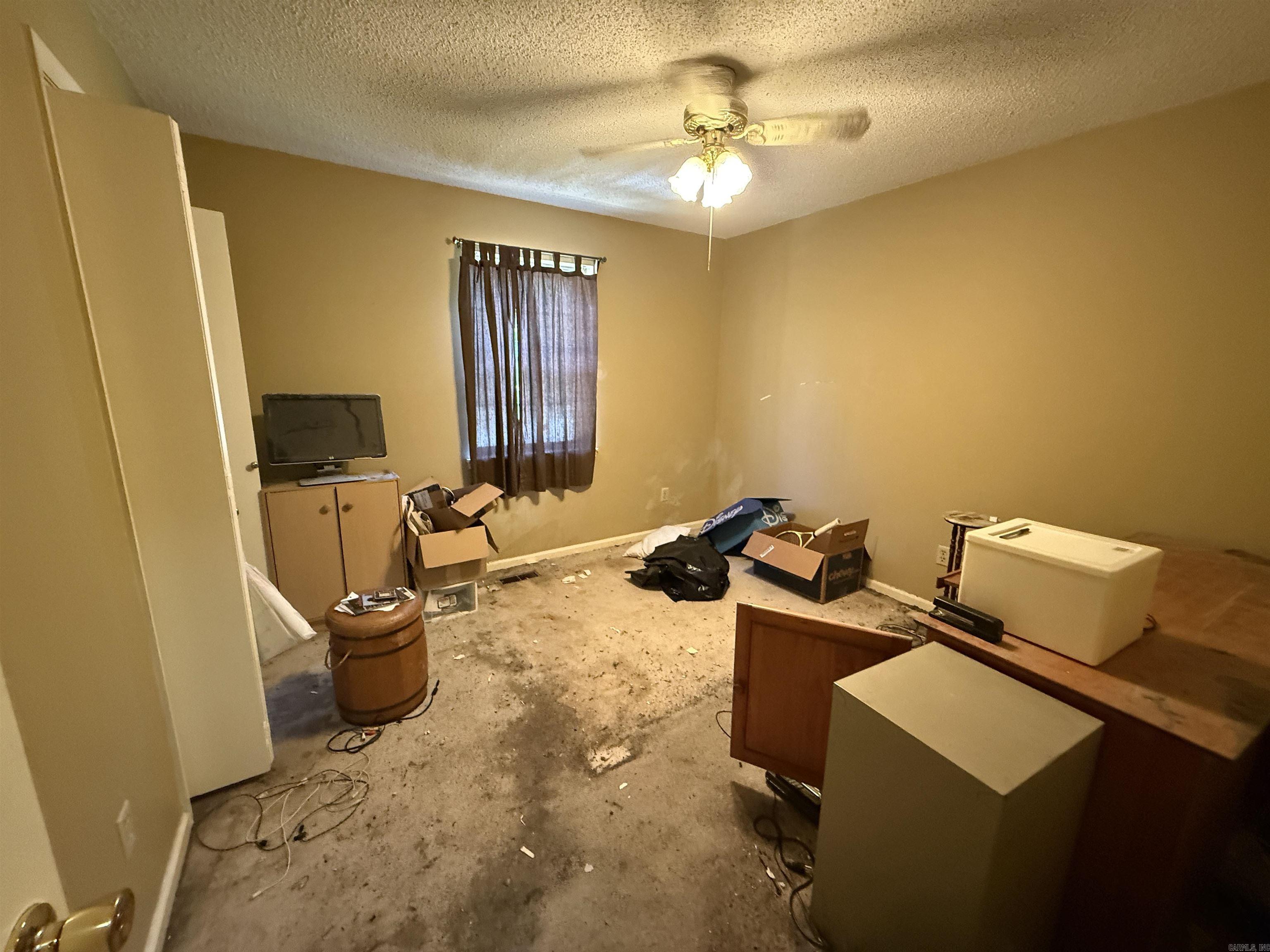 PLEASANT FOREST - Residential