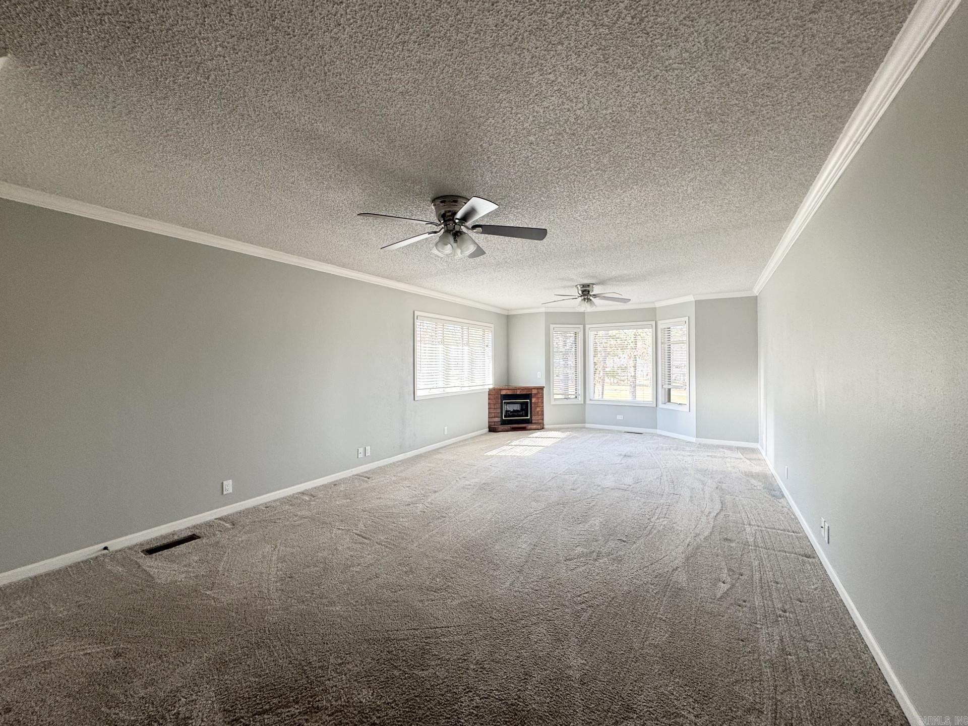 MAGNIFICO - Residential