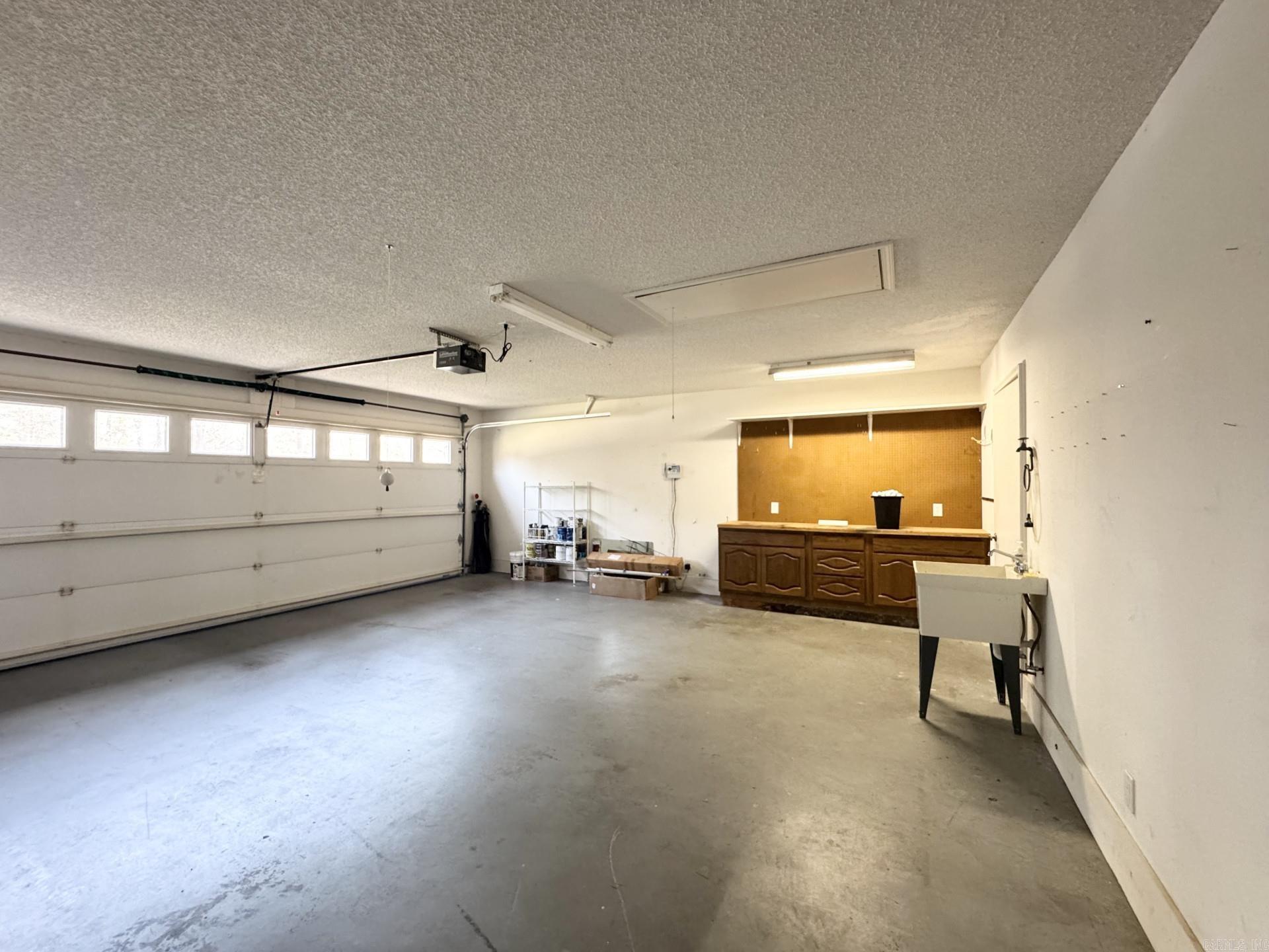 MAGNIFICO - Residential