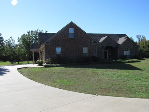 Photo of 64 Wilson Cove Road Rd, Morrilton, AR 72110 (MLS # 25042382)