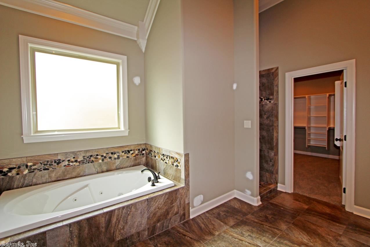 ALTA VISTA - Residential