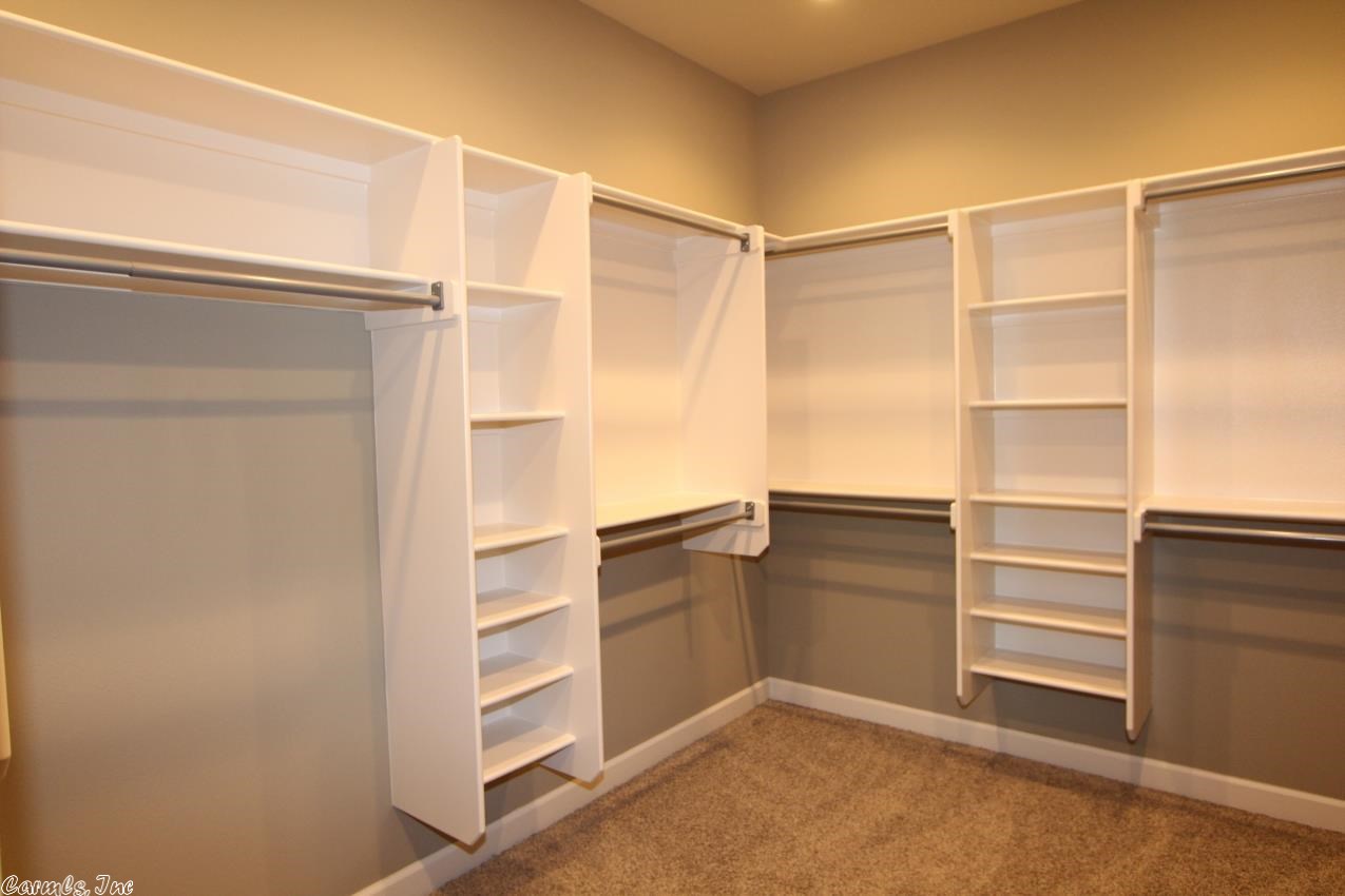 ALTA VISTA - Residential