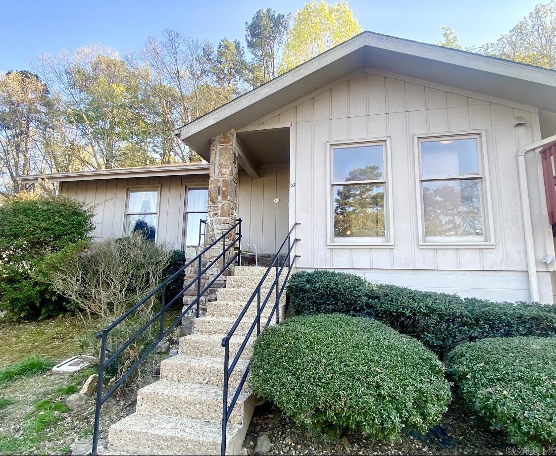 VALENCIA COURTS - Residential