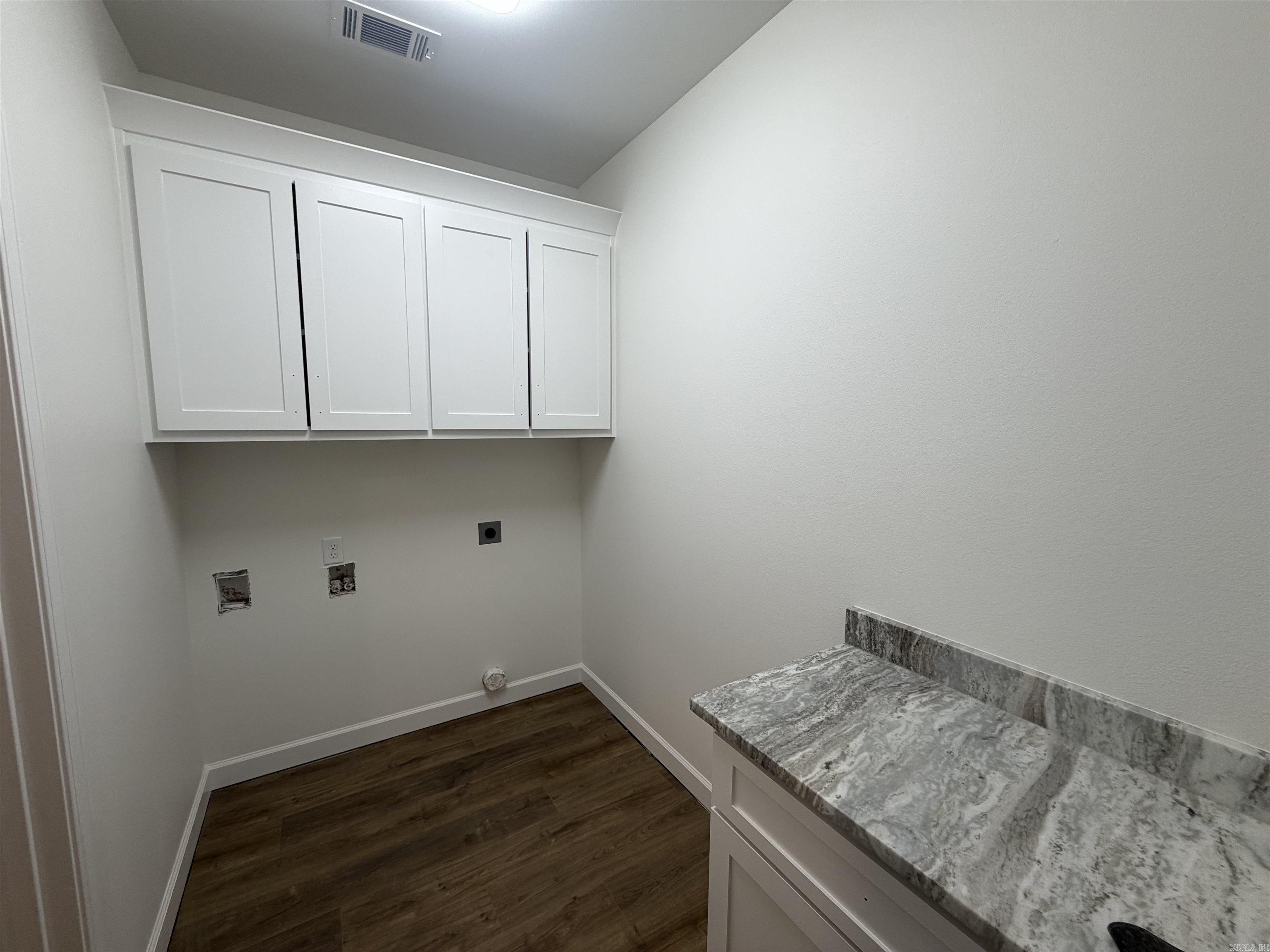 STONEYBROOK - Residential