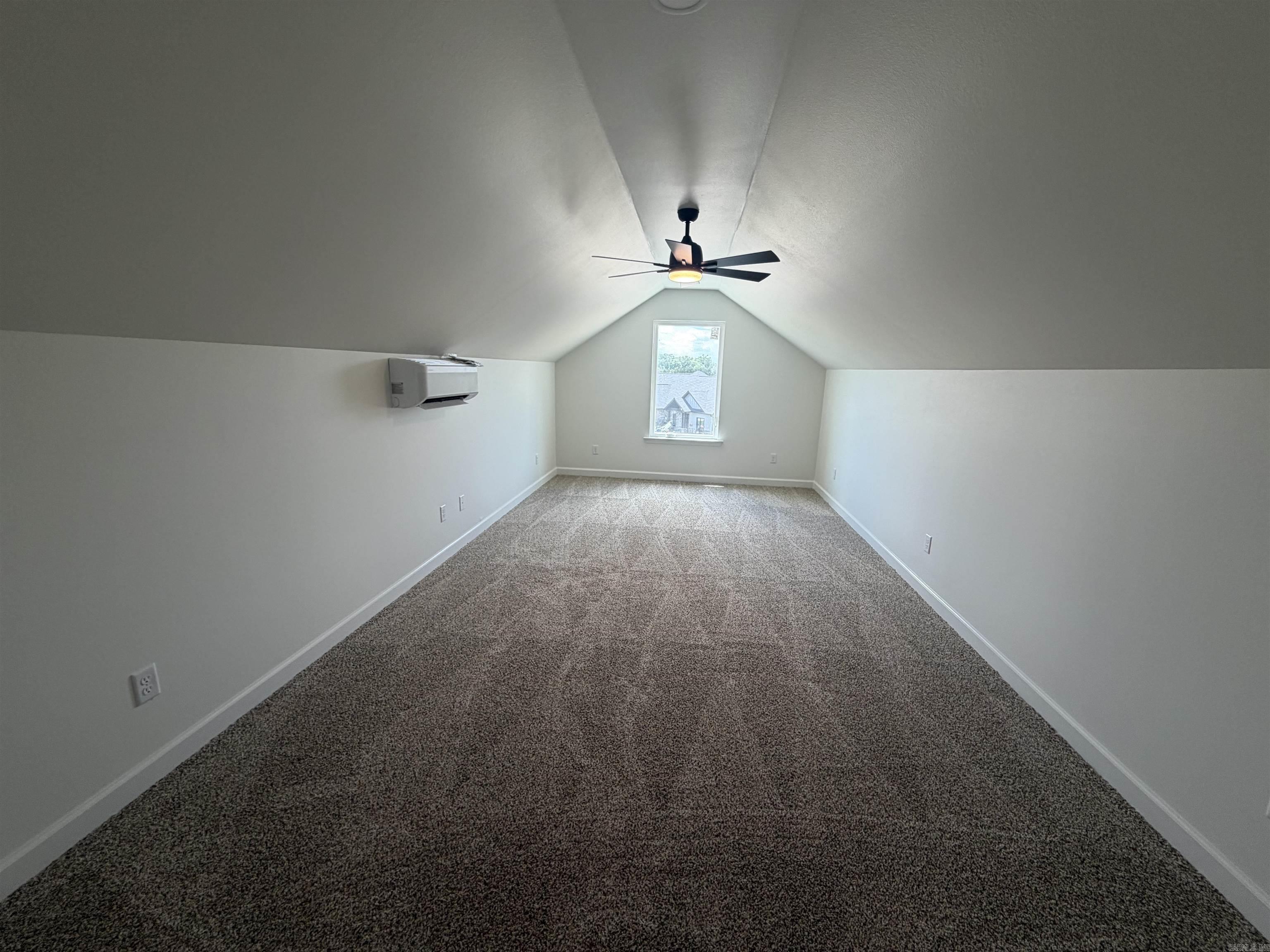 STONEYBROOK - Residential