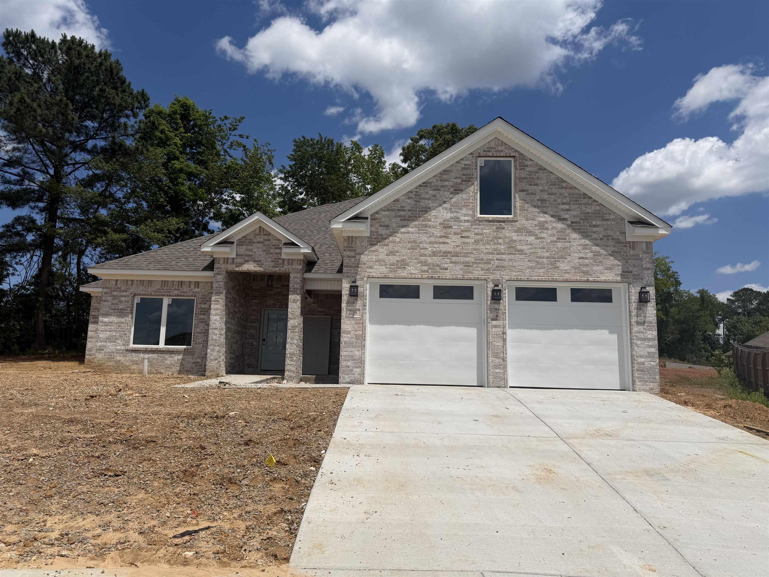 STONEYBROOK - Residential
