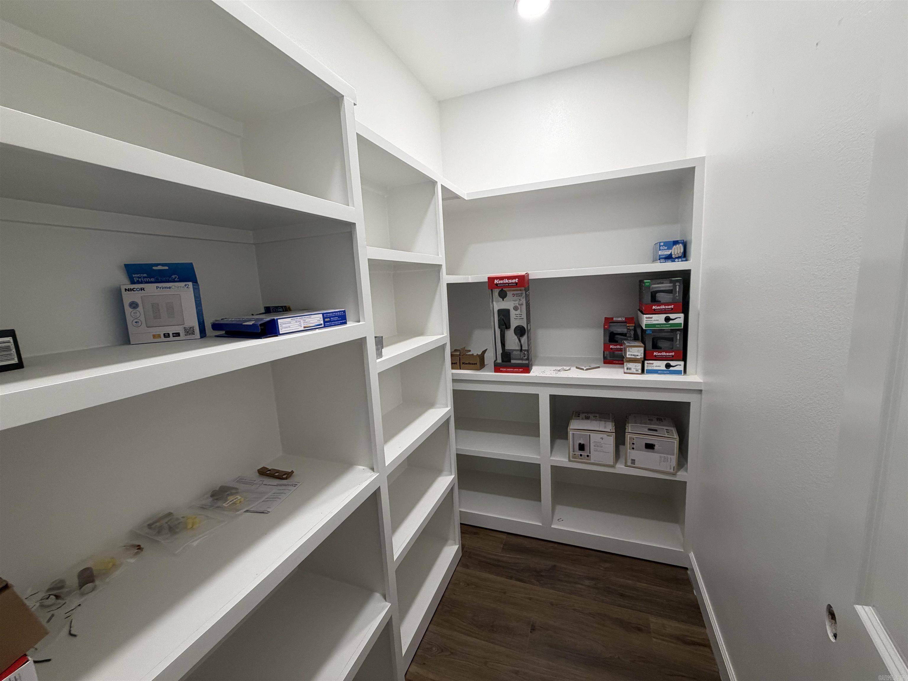 STONEYBROOK - Residential