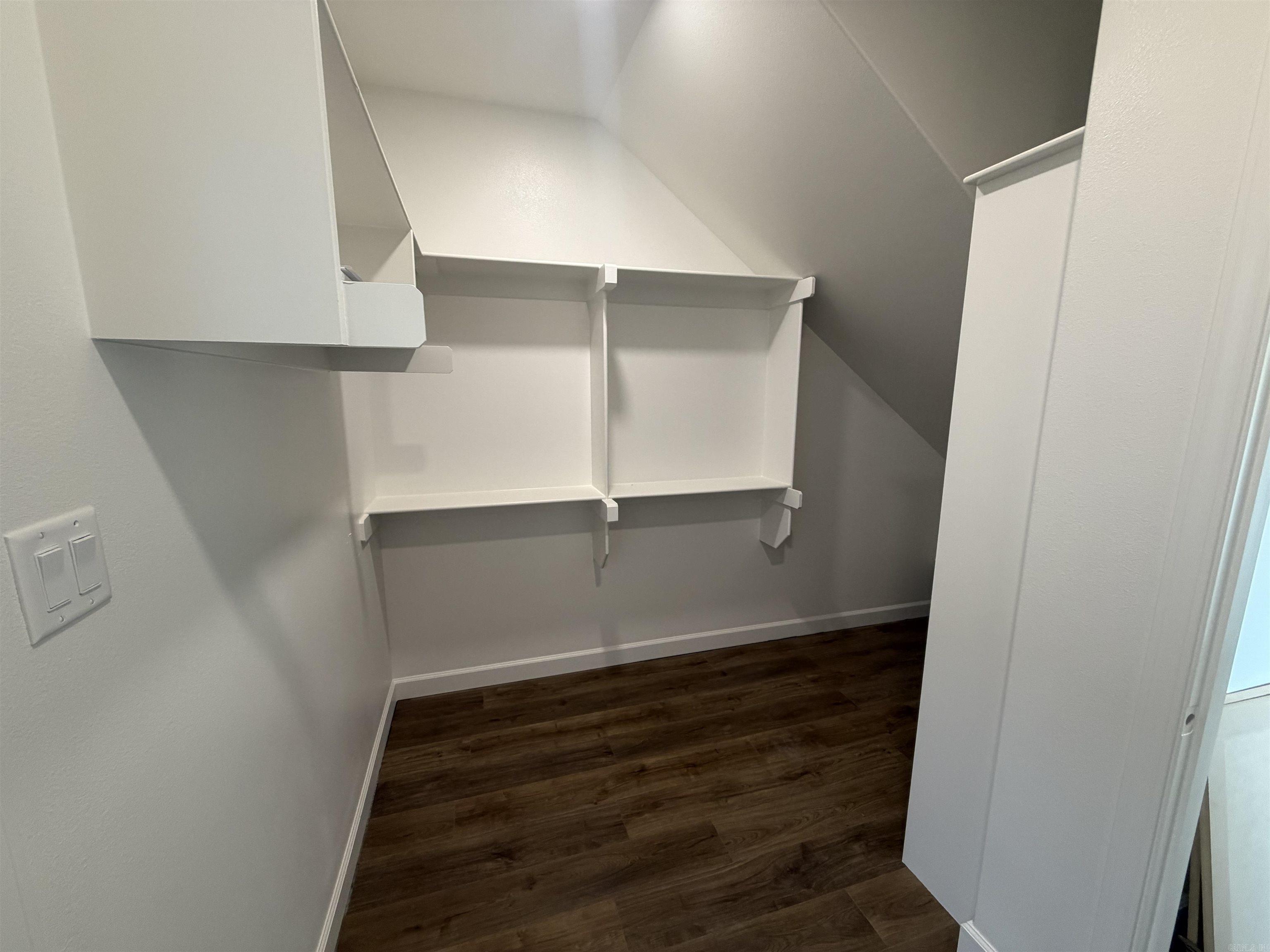 STONEYBROOK - Residential