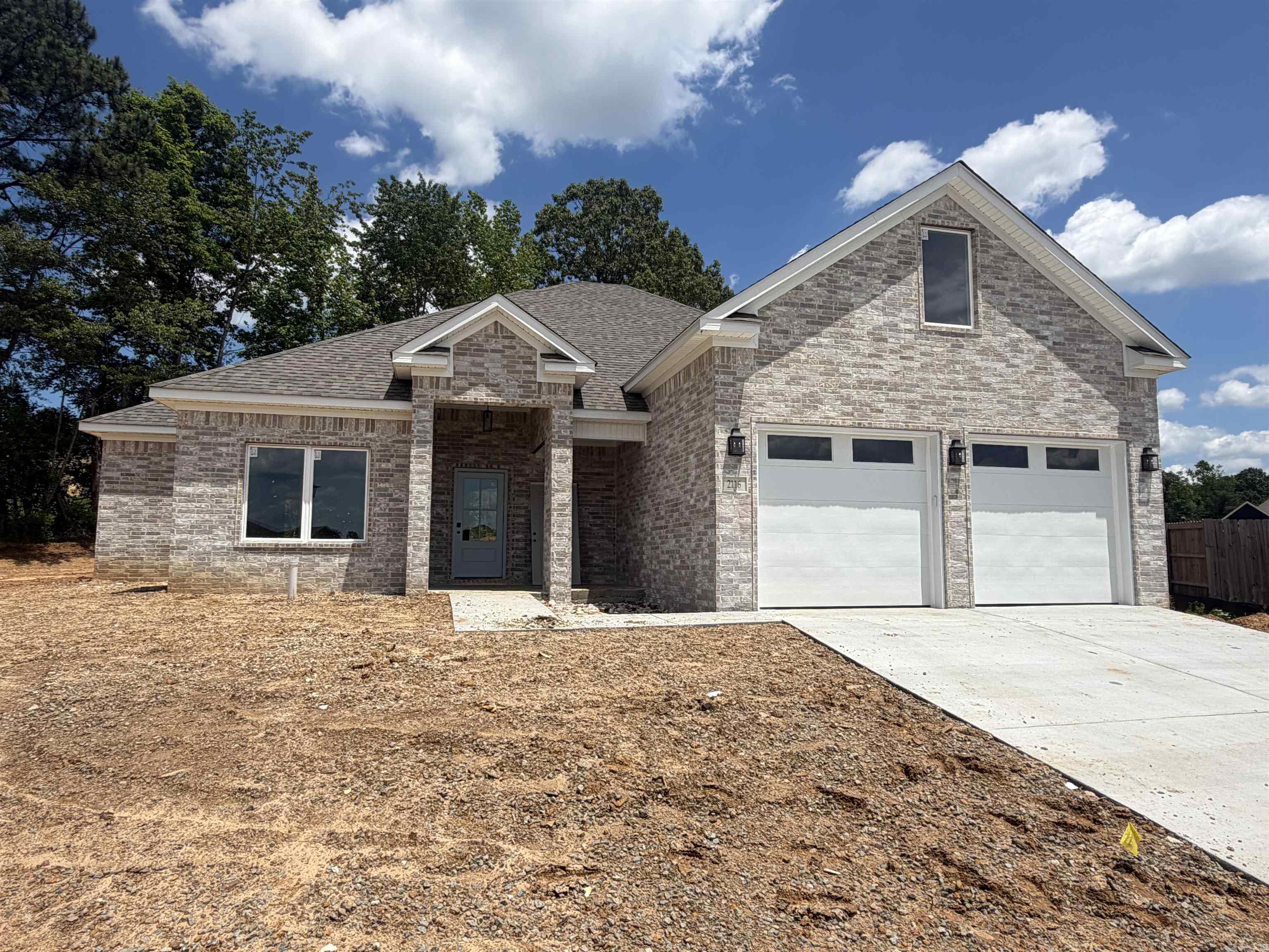 STONEYBROOK - Residential