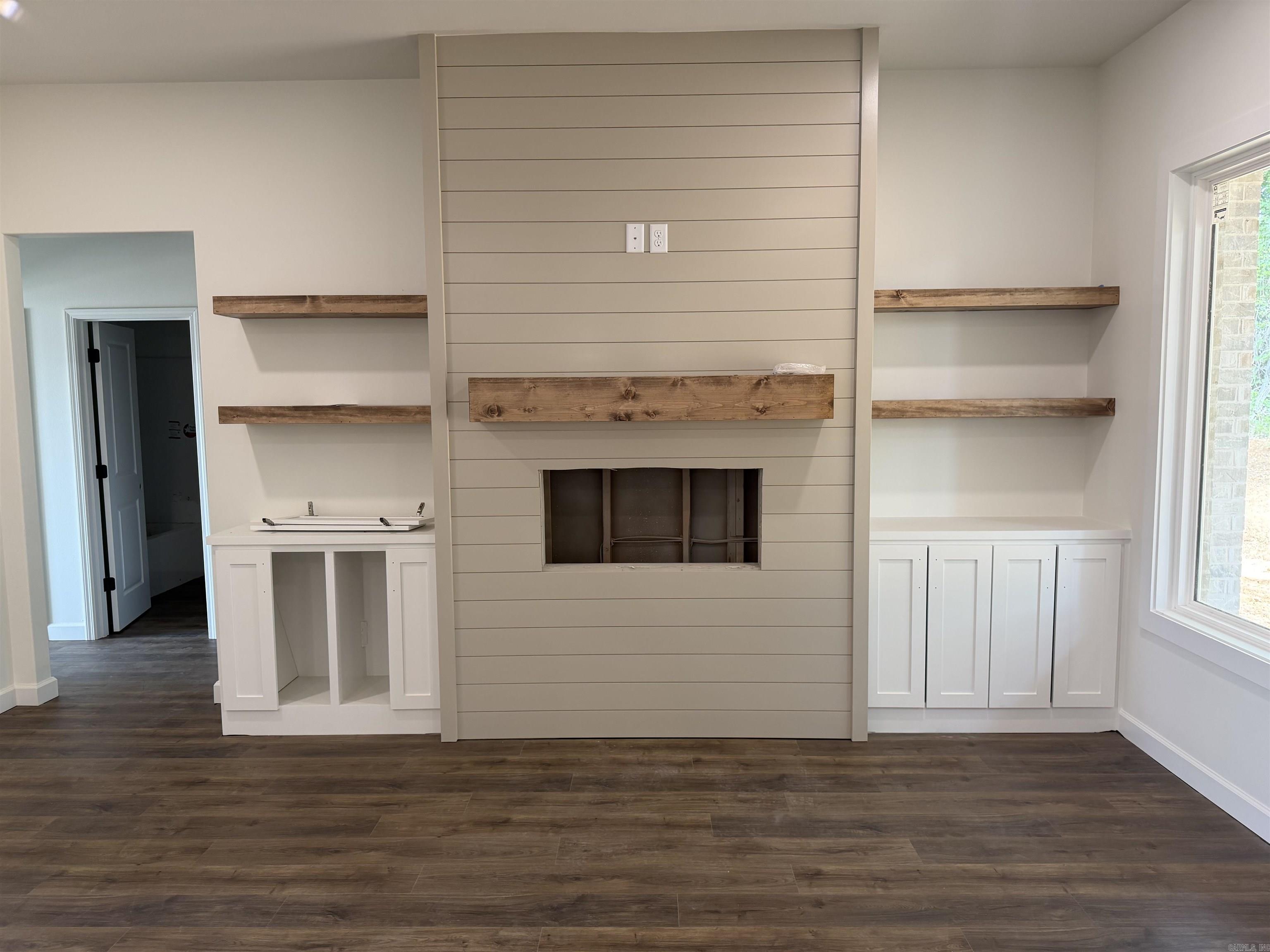 STONEYBROOK - Residential