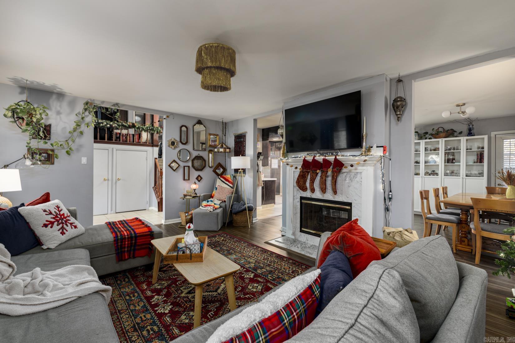 WALNUT VALLEY - Residential