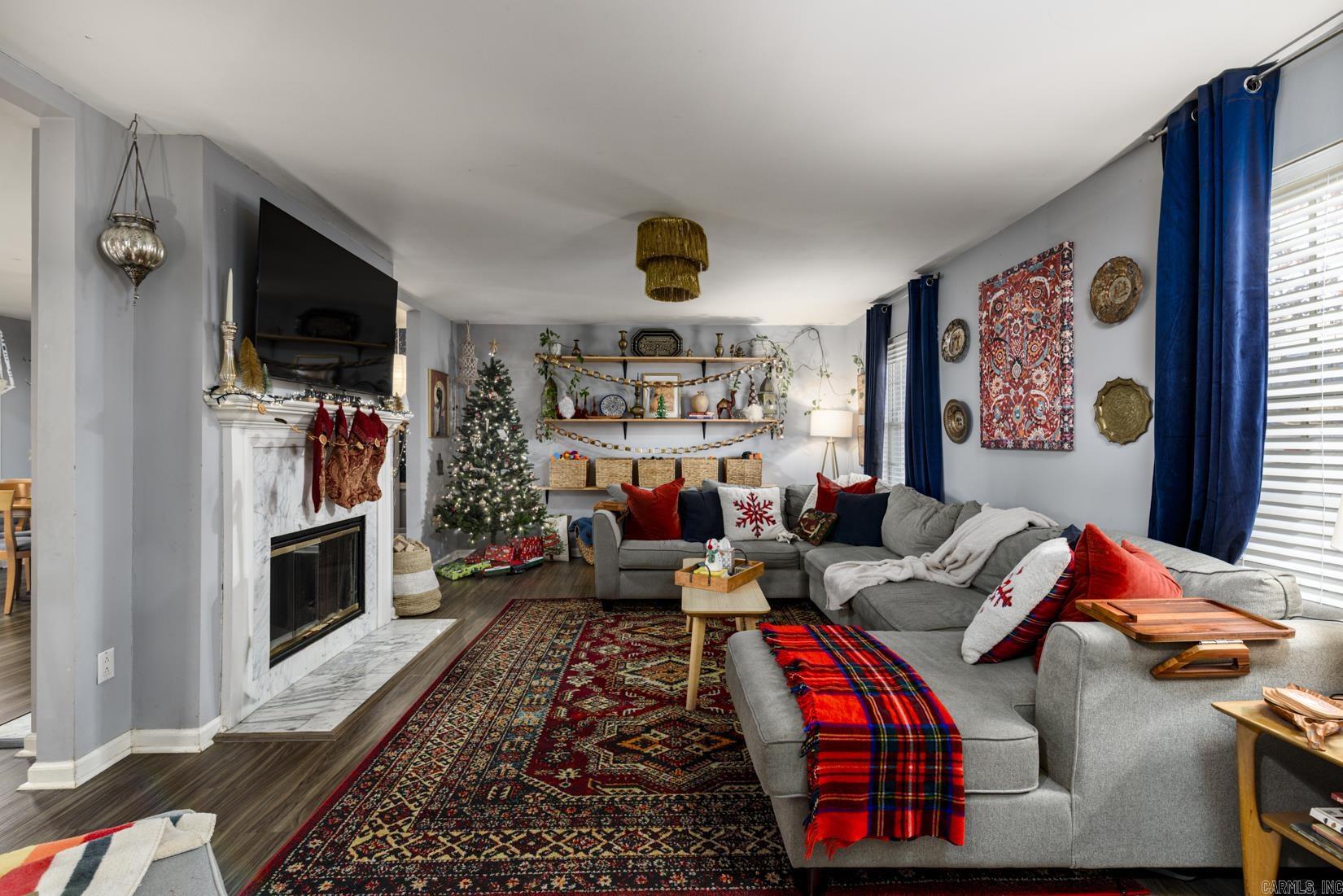 WALNUT VALLEY - Residential