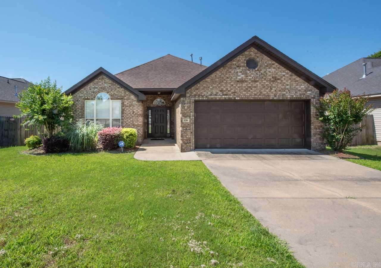 Near Bass Pro Shop and Outlet mall. Picture perfect subdivision Beautiful well maintained home in gated subdivision. Large back yard, great floor plan with split bedrooms. Covered back porch and privacy fenced yard. large master bedroom open living area.
