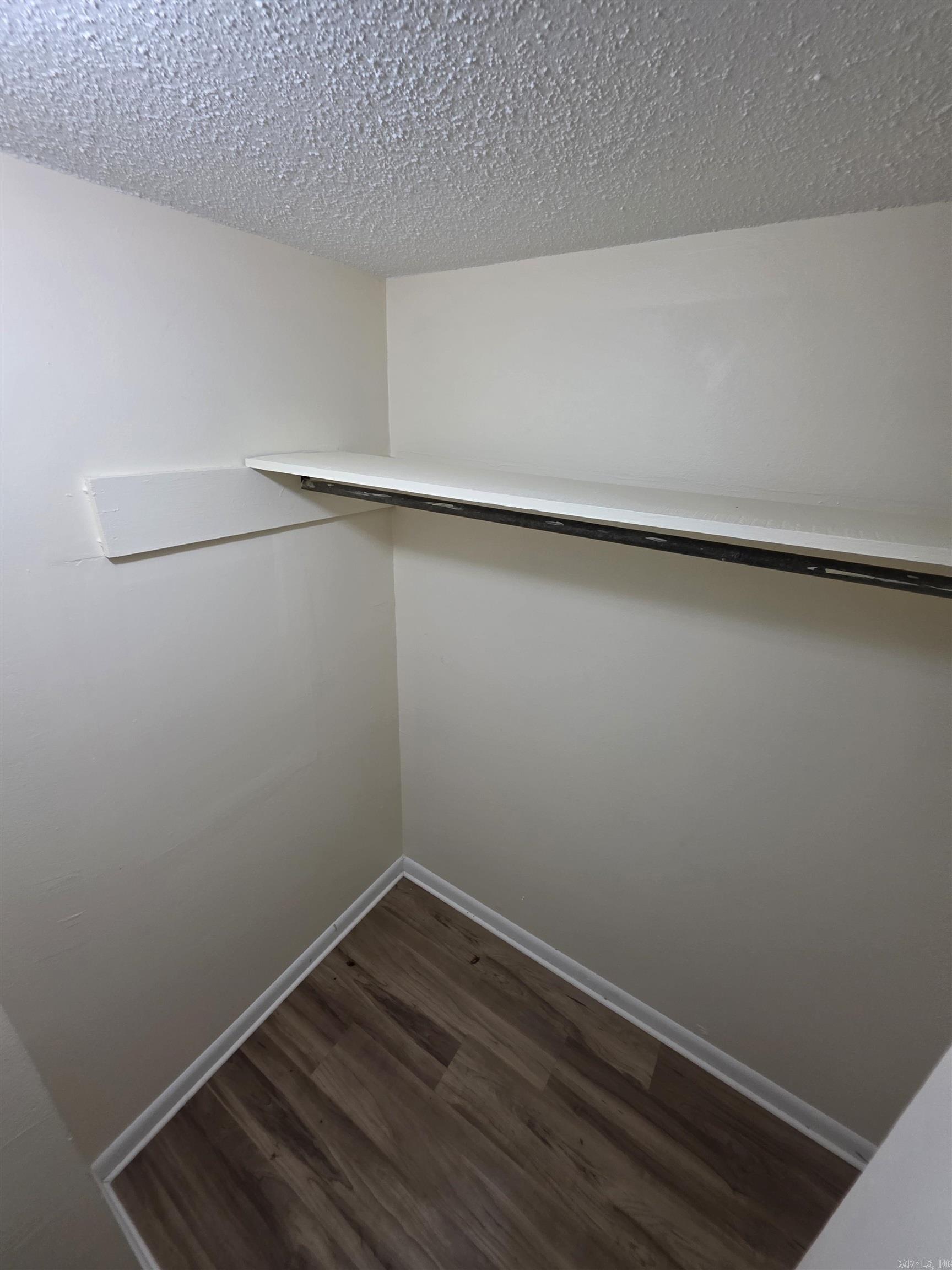 Hill Crest - Residential Lease