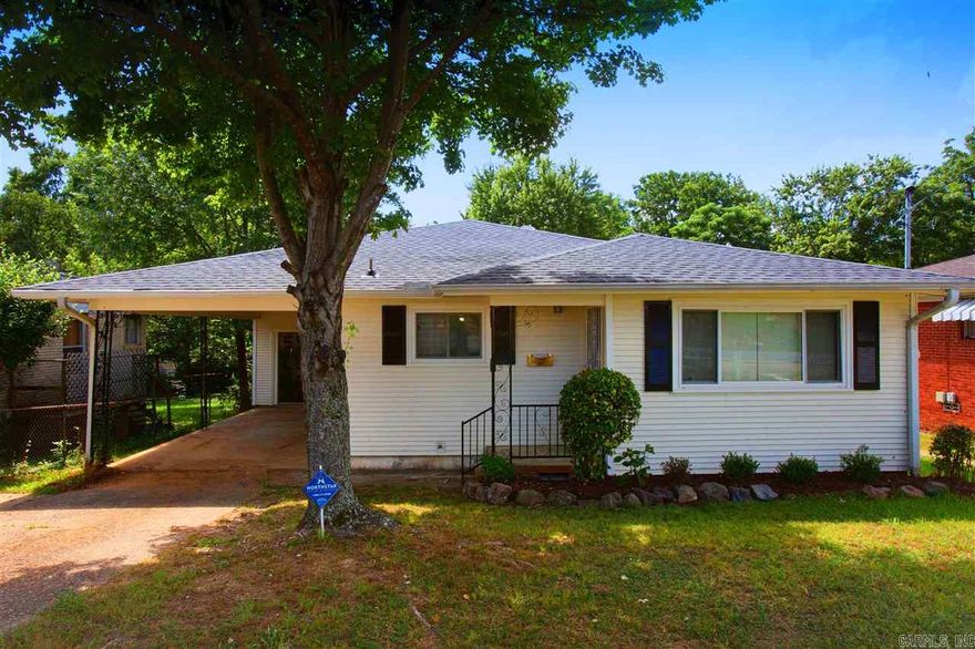 Cozy 3 br/1 ba in North Little Rock that is waiting for you to call home. Eat-in-Kitchen with granite countertops perfect for enjoying meals with family or friends. It has a good sized yard with great curb appeal. This property is managed by Hoffman Team so beware of scammers - we will never ask you to Cashapp us money. The lease for this property is for 18 months to 2 years with a 3% increase after the first year. Income must be 3x the amount of rent. This property does not accept section 8.