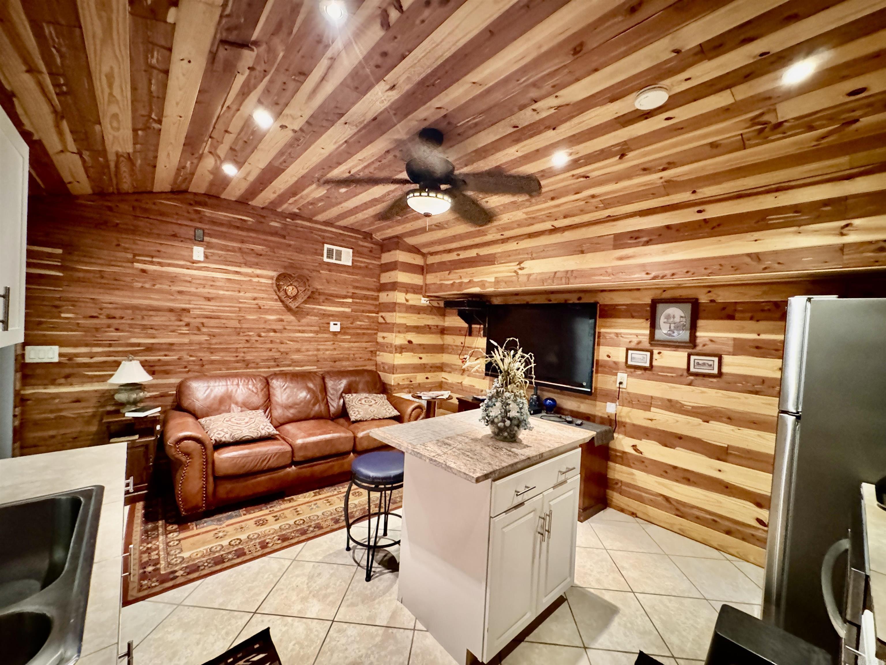 BELLE TERRE ESTATES - Residential