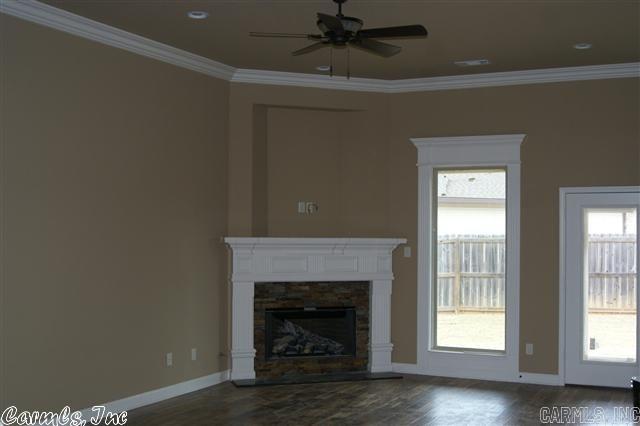 HURRICANE LAKE EST - Residential