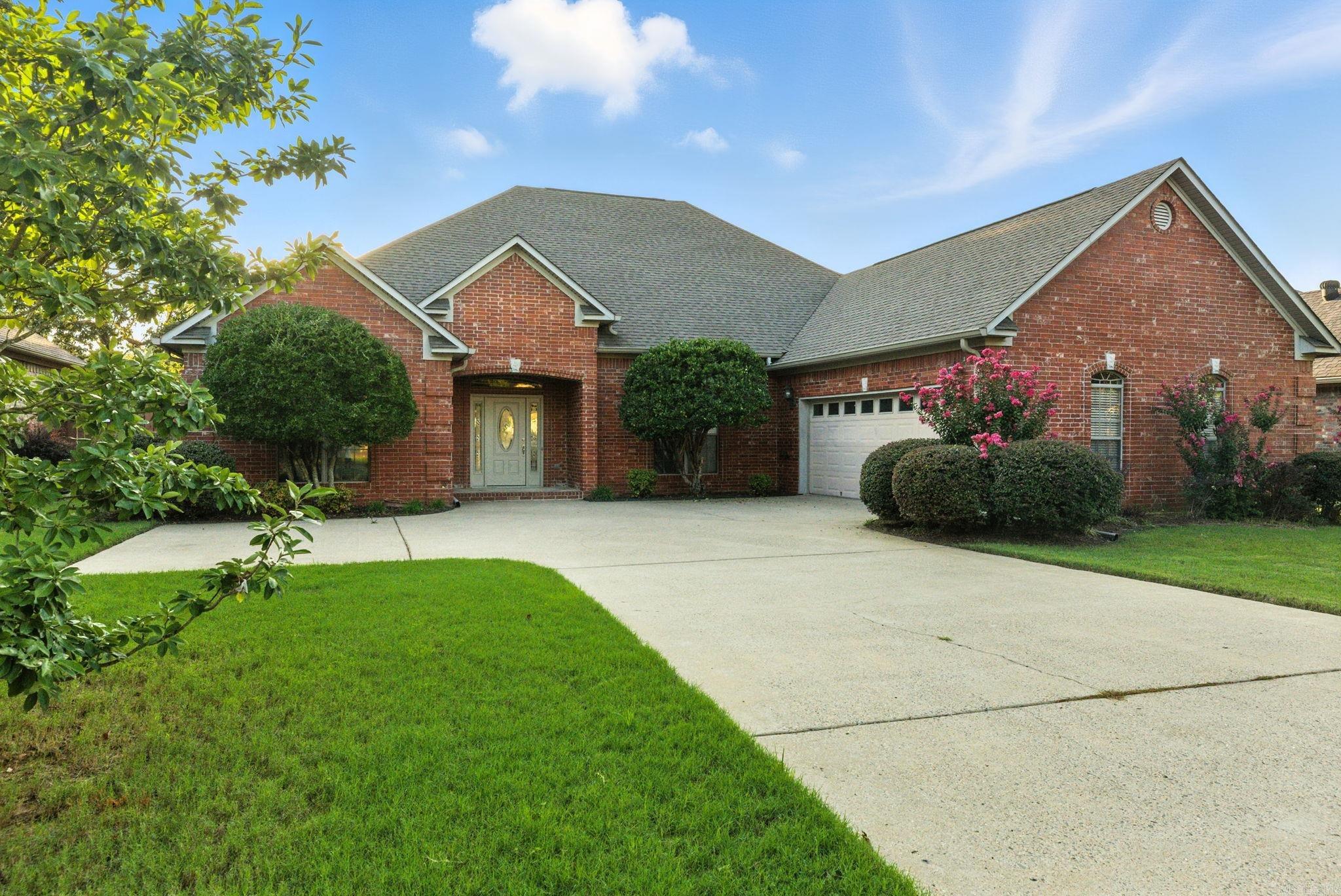 COUNTRY CLUB OF ARK THE - Residential