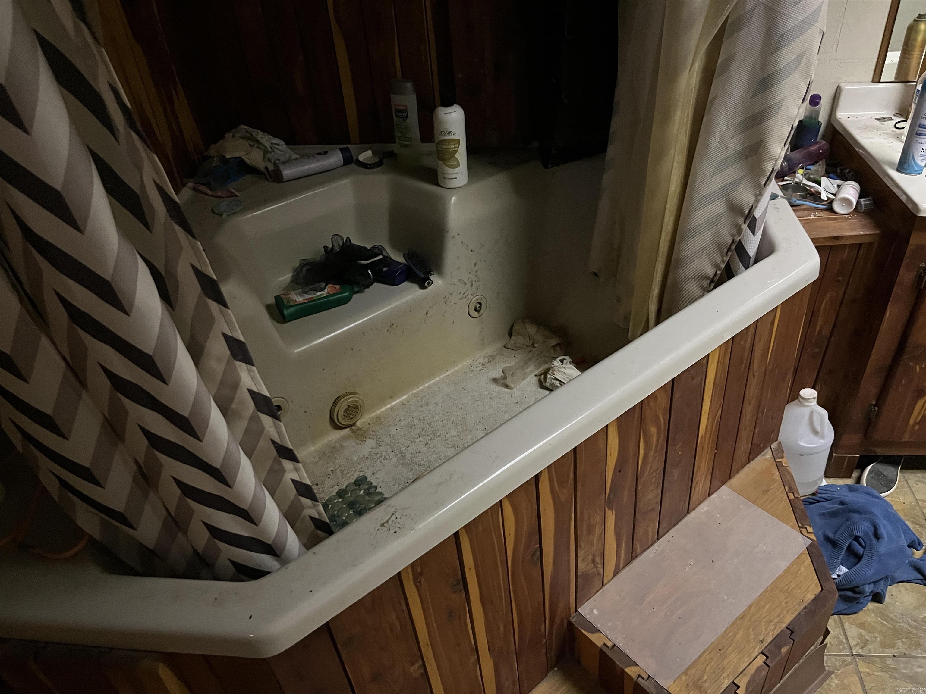 Metes & Bounds - Farm