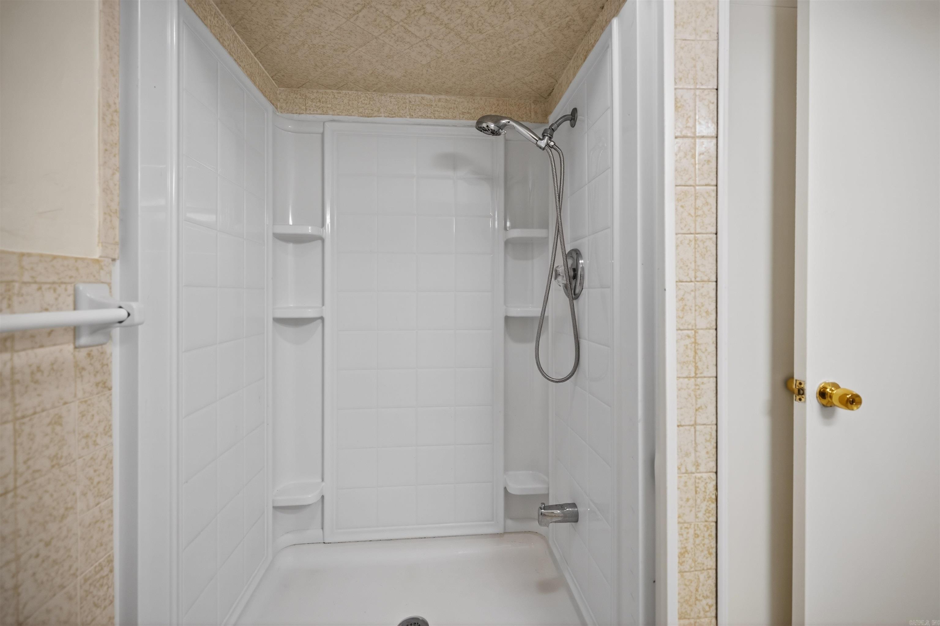 WISHFUL THINKING LAKE ESTATES - Residential