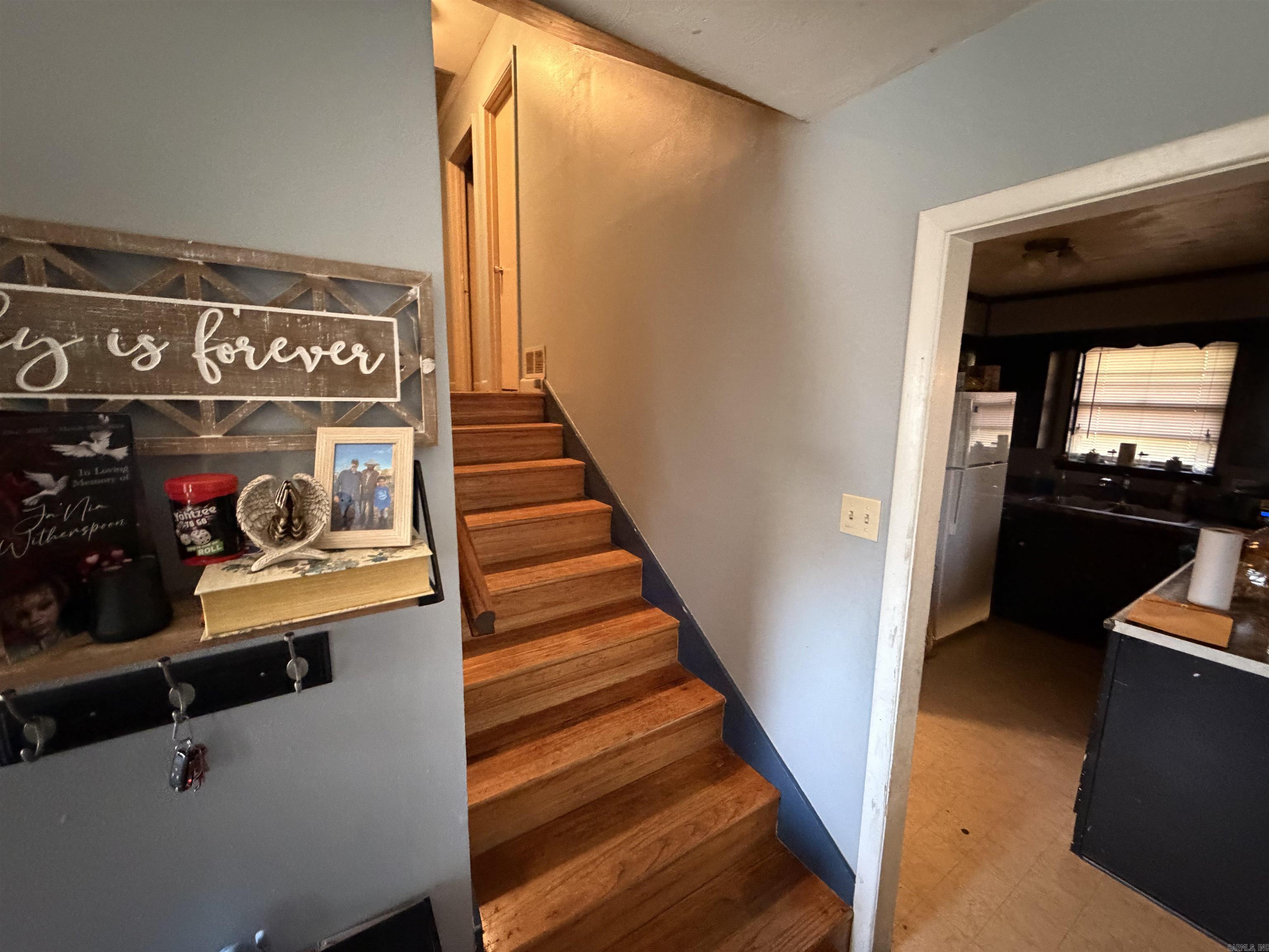 ARROW HEAD MANOR - Residential