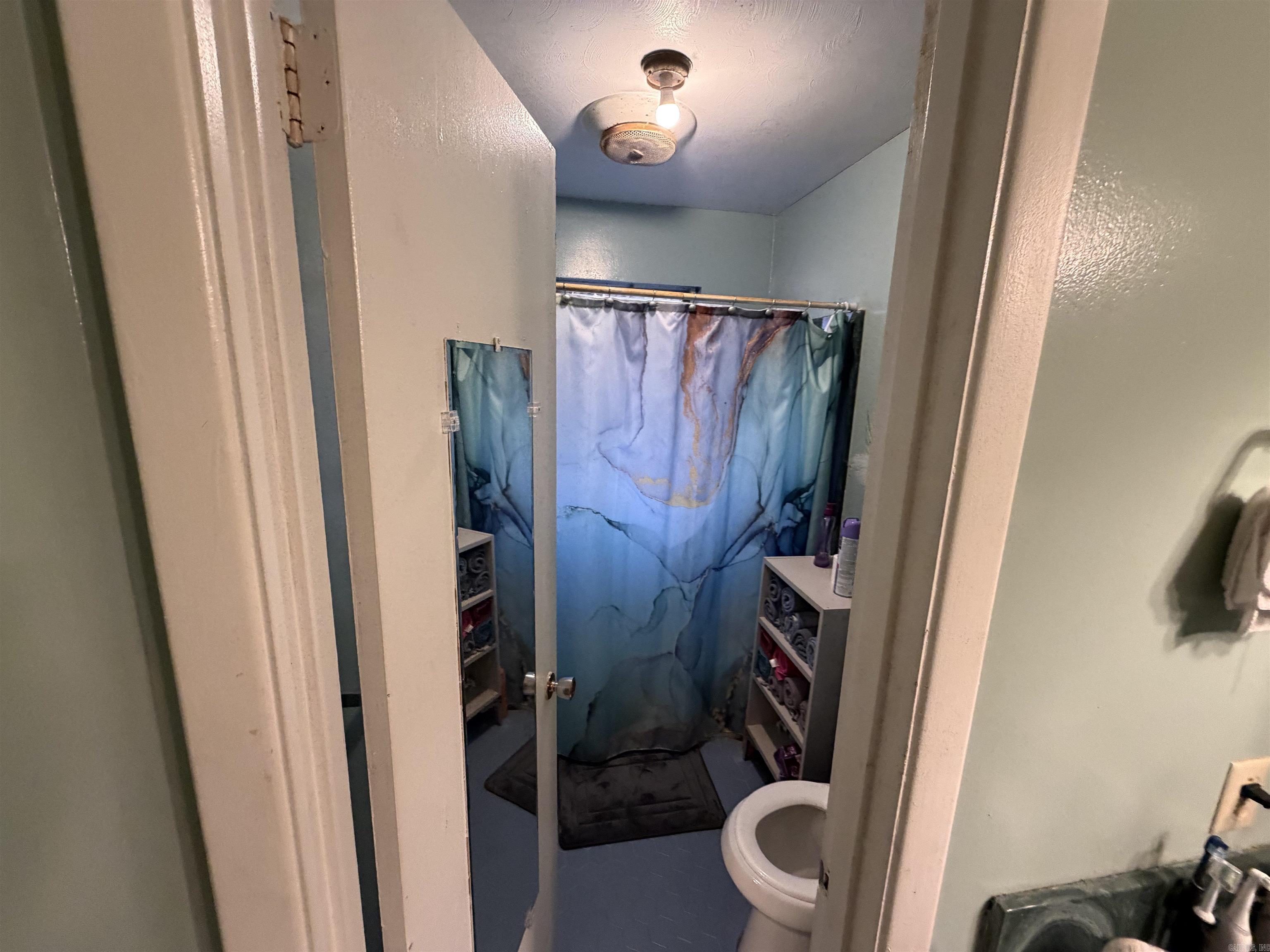 ARROW HEAD MANOR - Residential