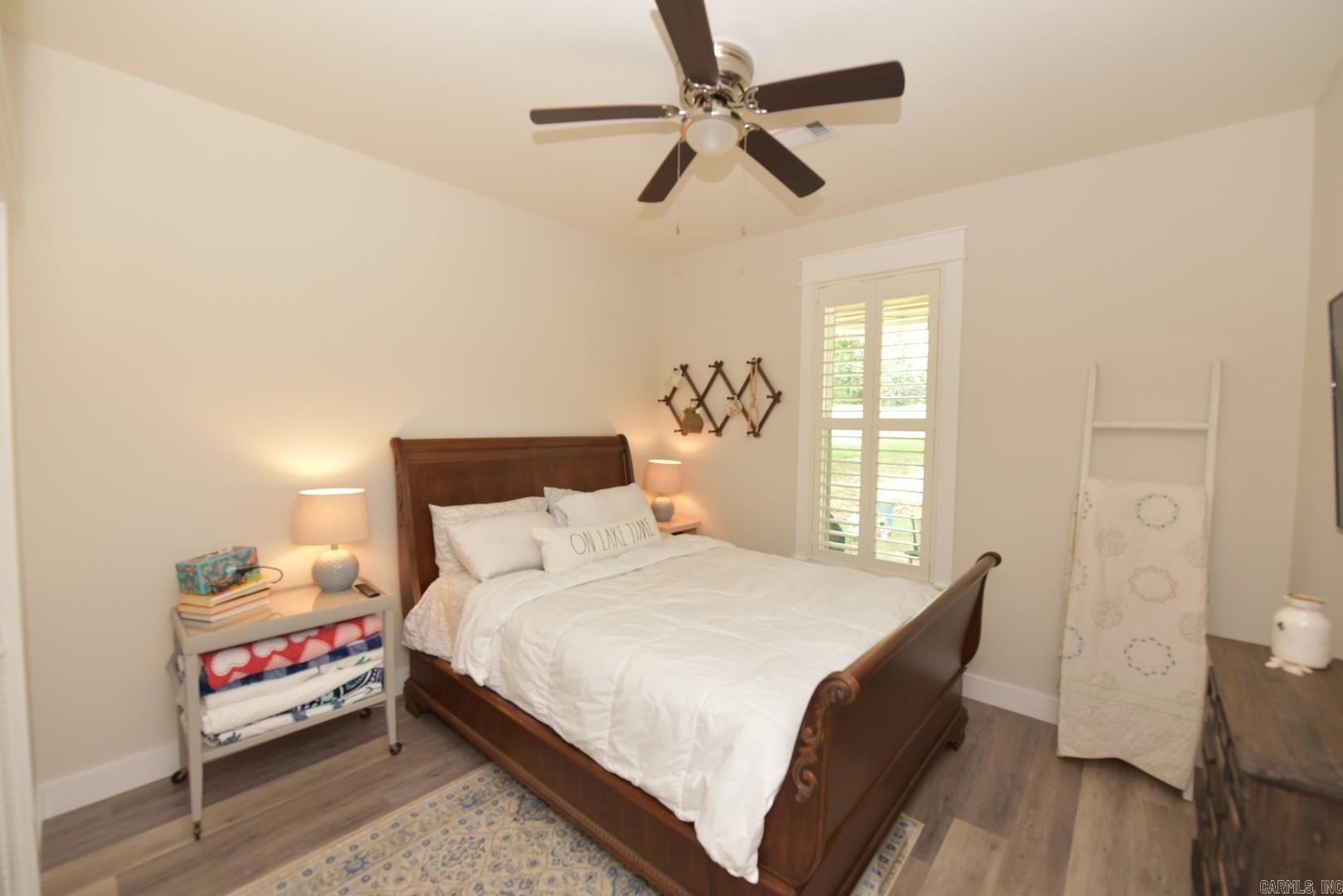 INDIAN HILLS - Residential