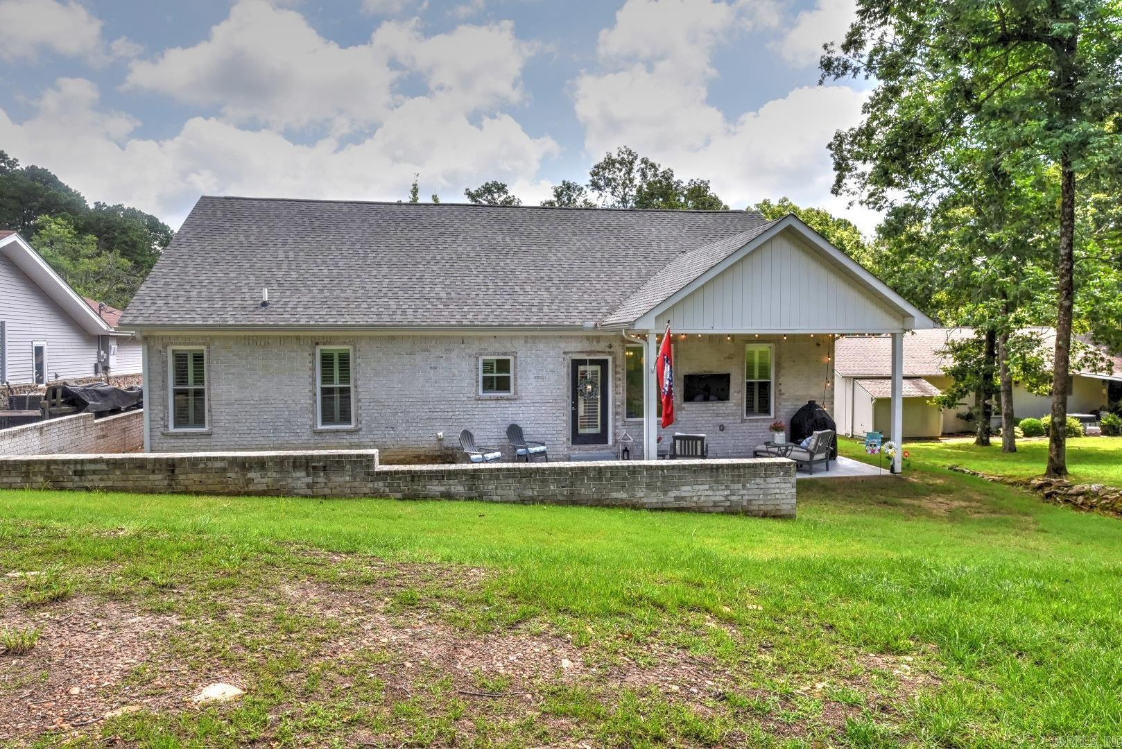 INDIAN HILLS - Residential