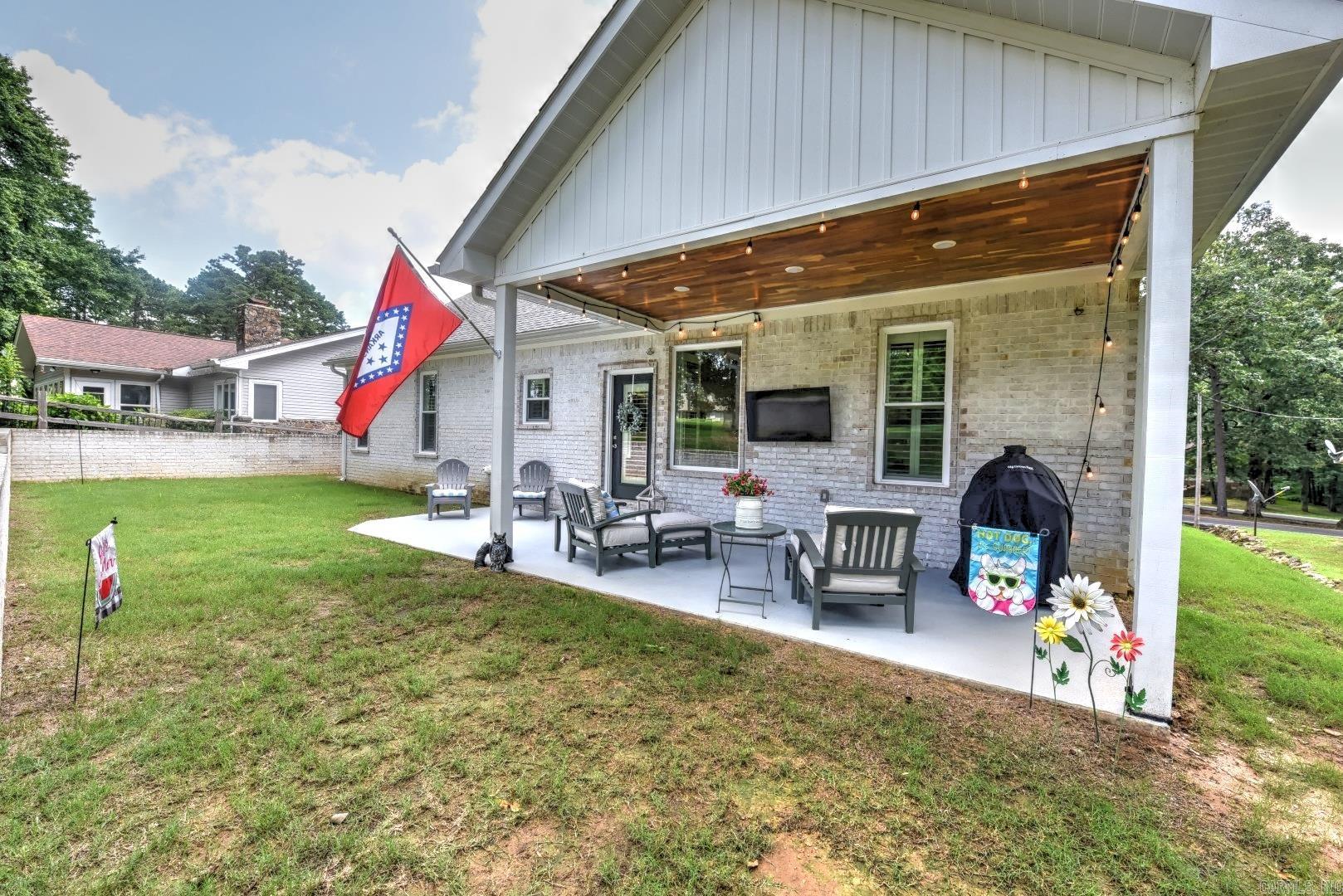 INDIAN HILLS - Residential