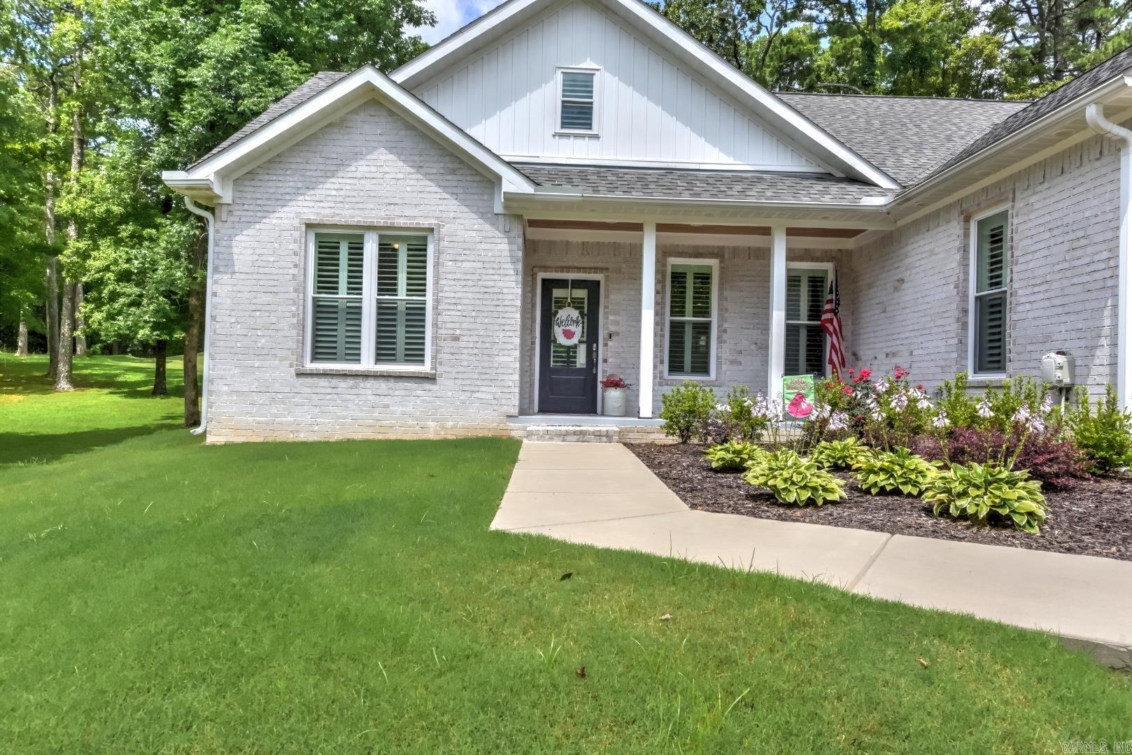INDIAN HILLS - Residential