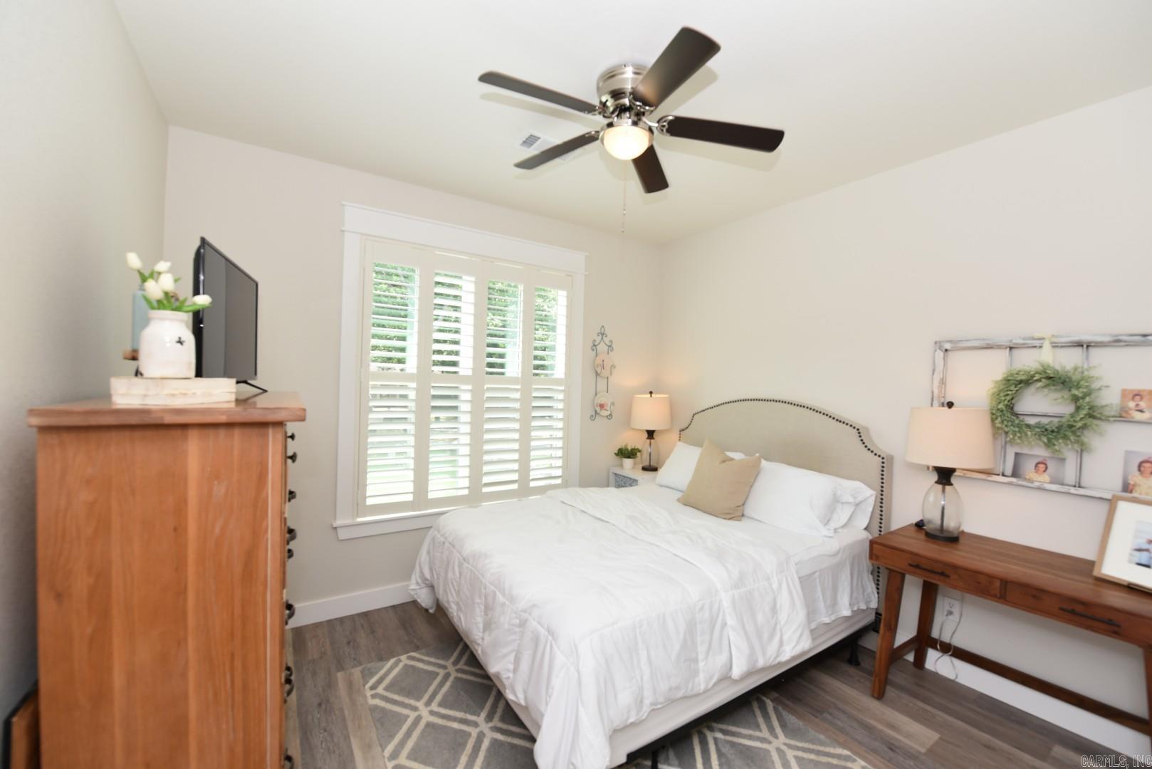 INDIAN HILLS - Residential