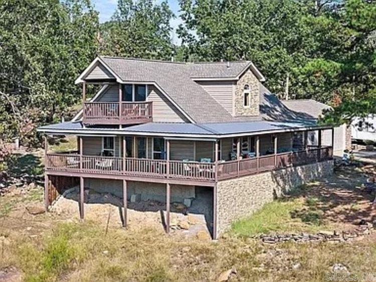 EAGLES NEST - Residential