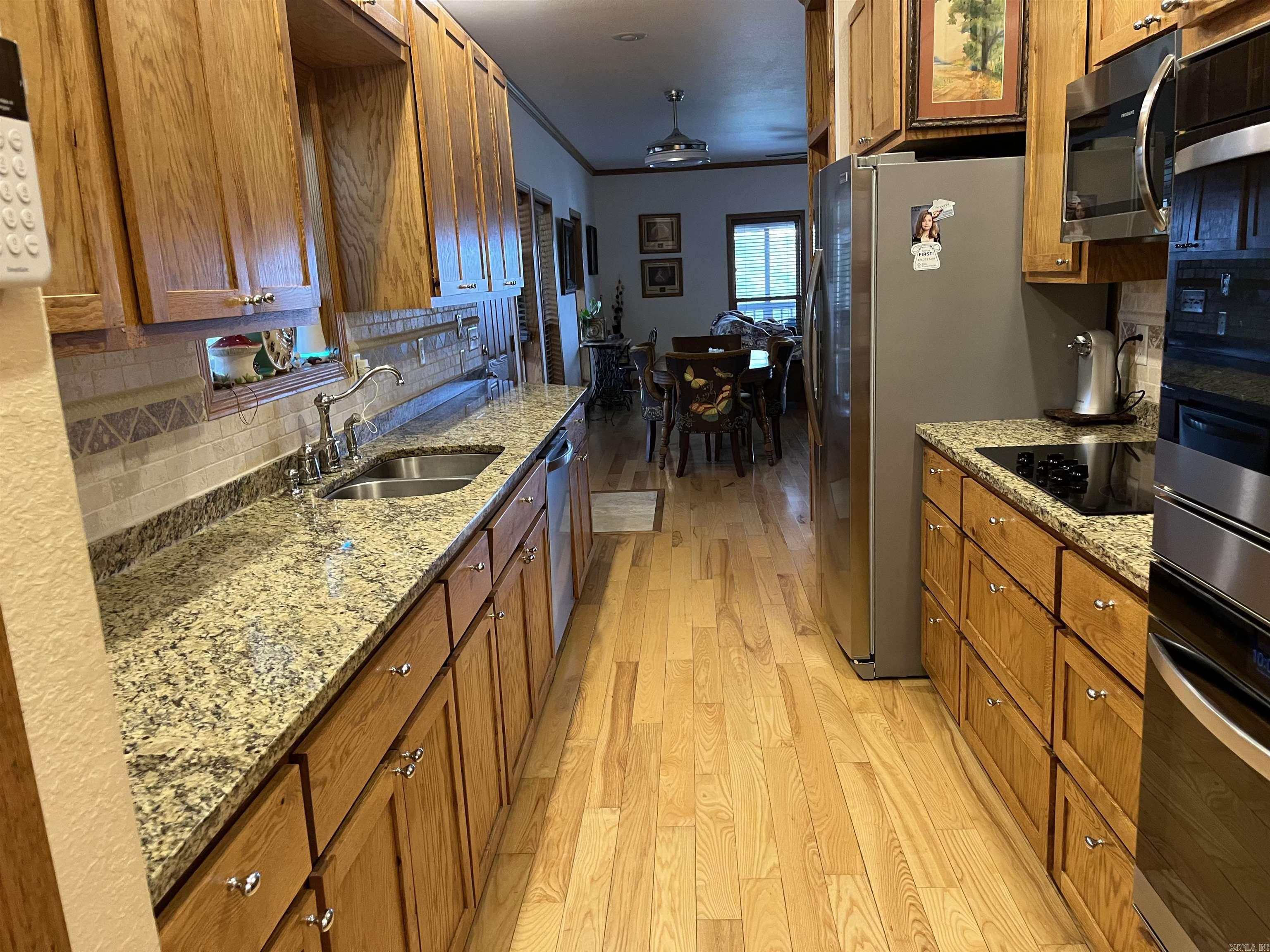 EAGLES NEST - Residential