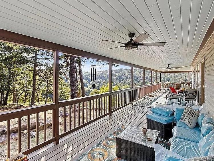 EAGLES NEST - Residential