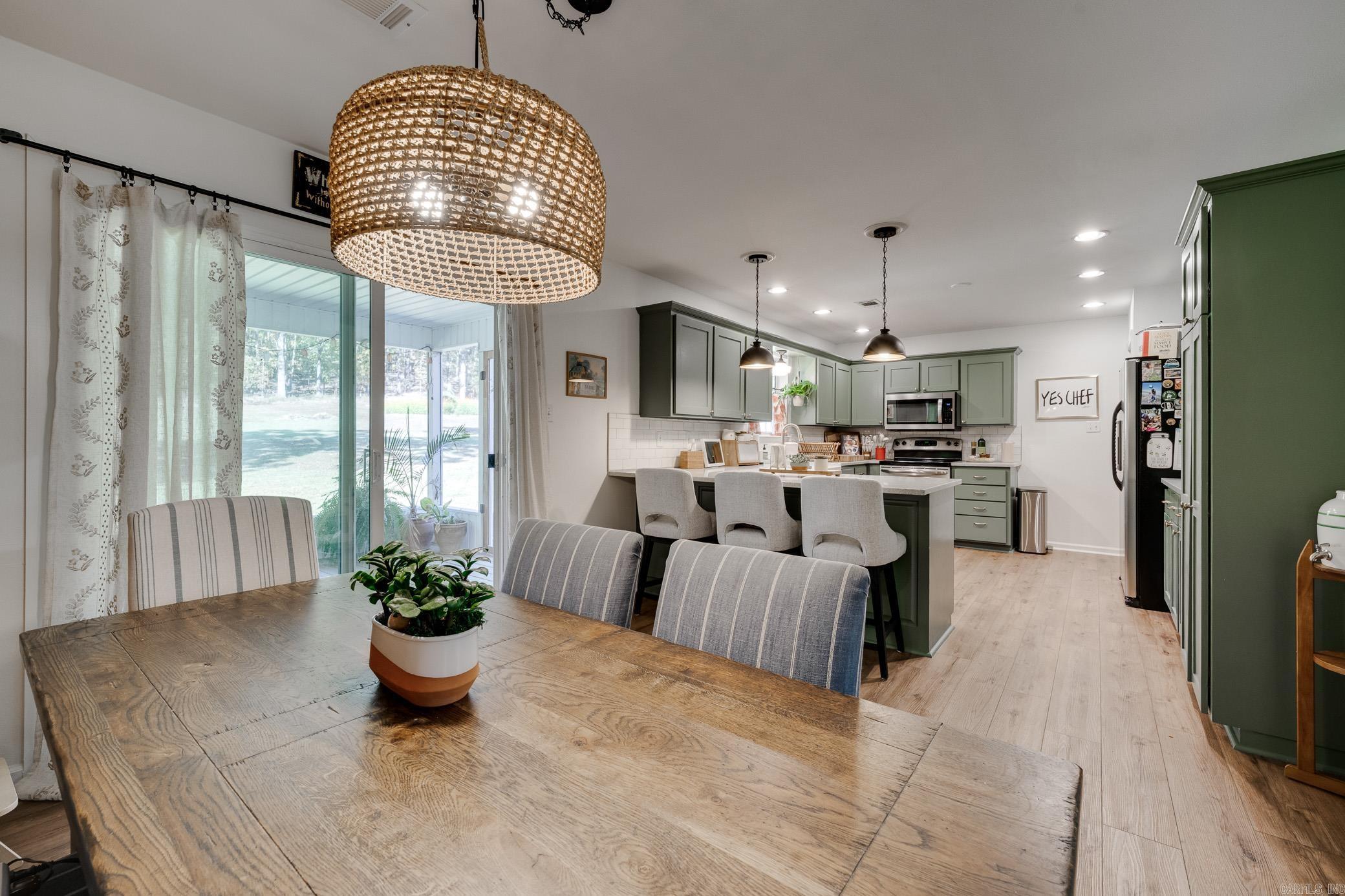 CHRISTINA VALLEY - Residential