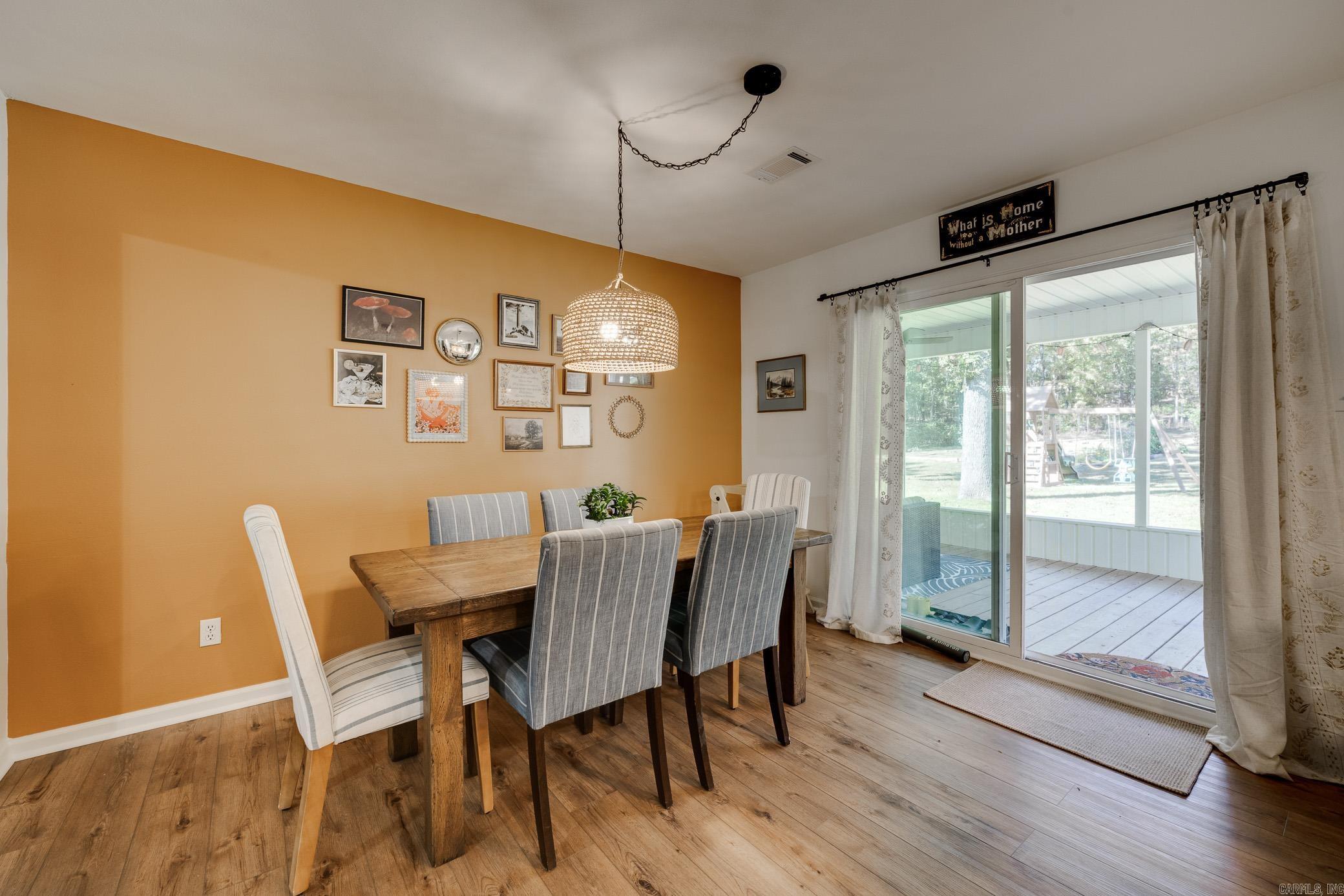 CHRISTINA VALLEY - Residential