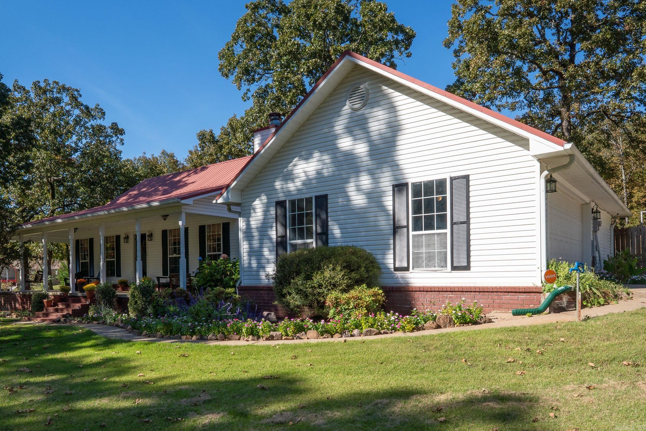 CHRISTINA VALLEY - Residential