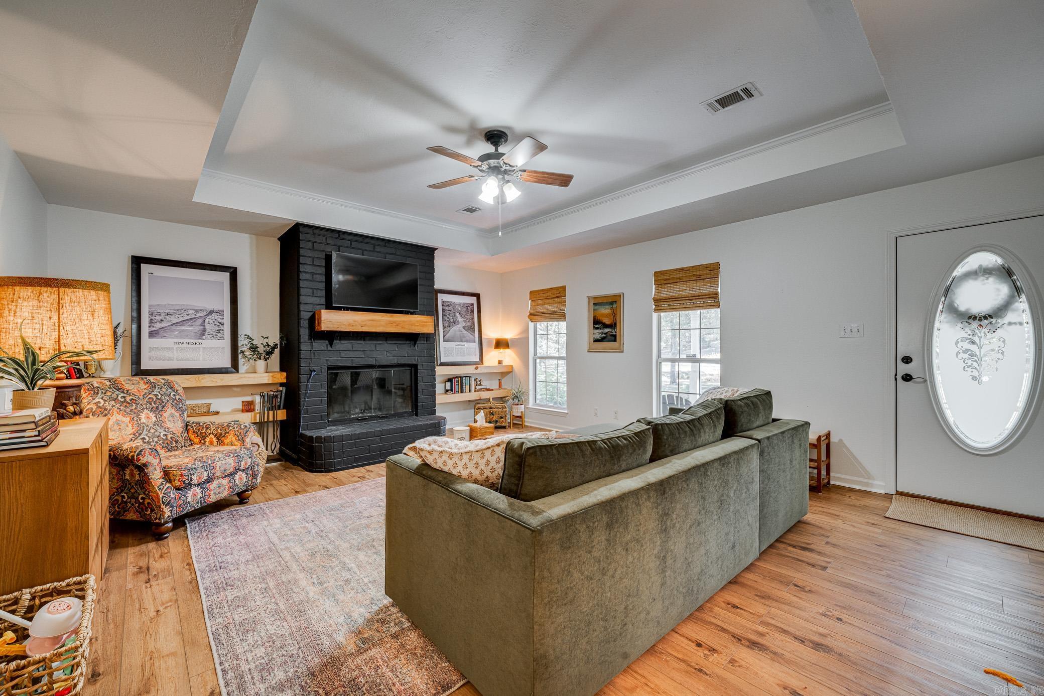 CHRISTINA VALLEY - Residential