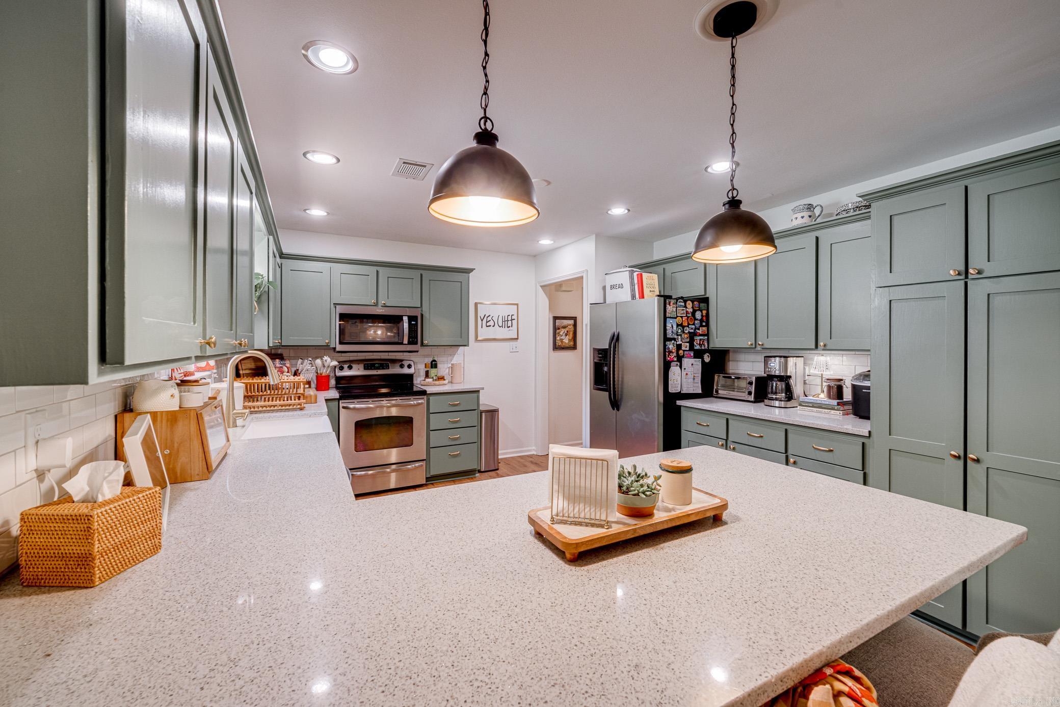 CHRISTINA VALLEY - Residential