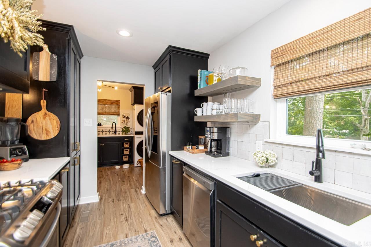 Leawood Heights - Residential