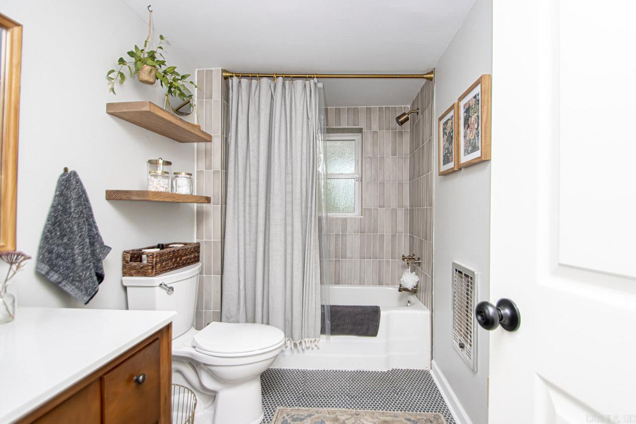 Leawood Heights - Residential